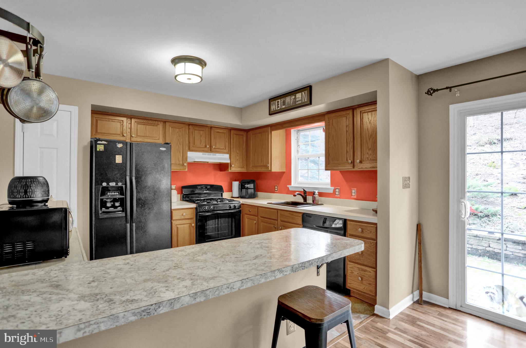 BEVERLY HEIGHTS - Residential