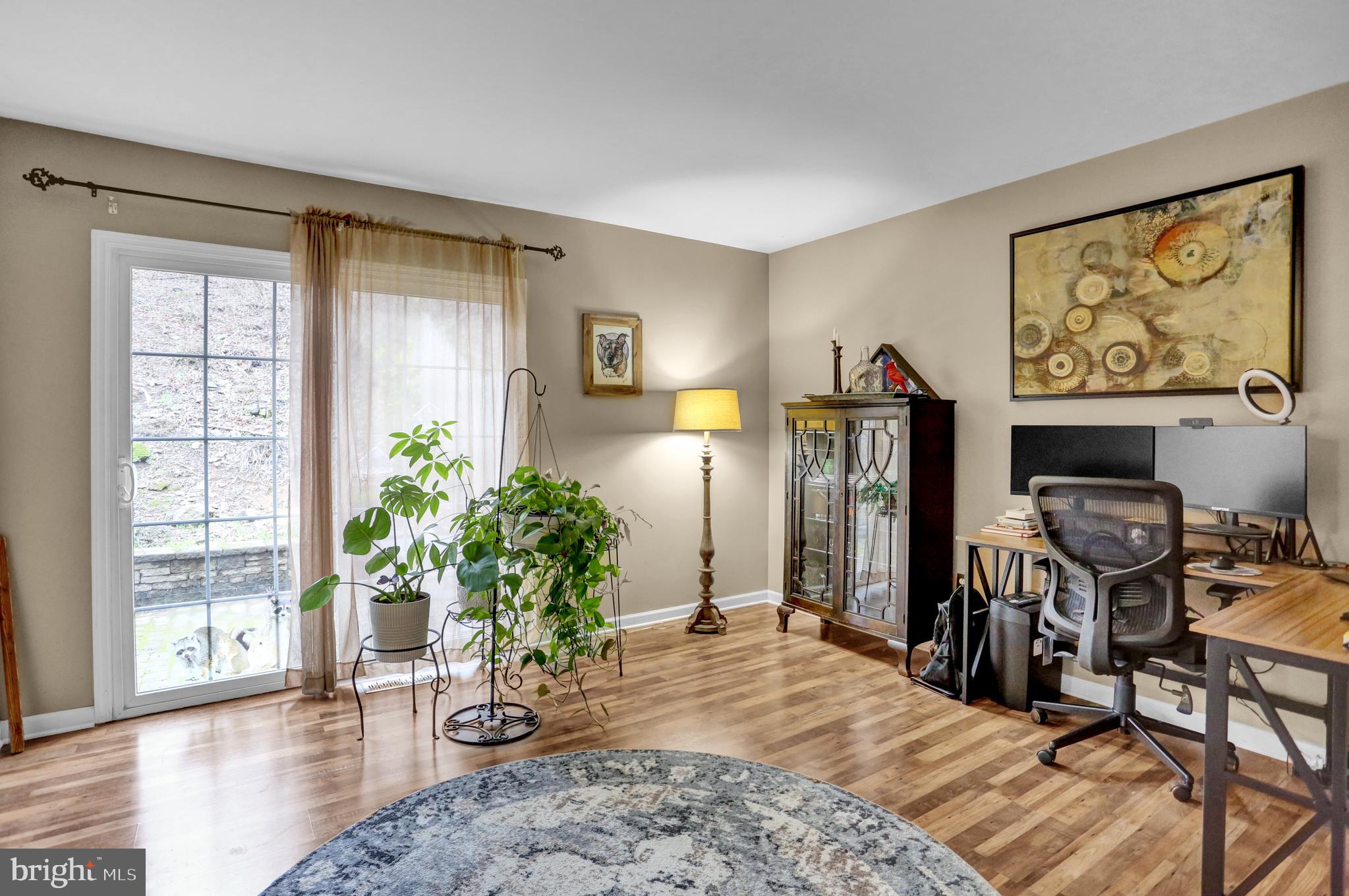 BEVERLY HEIGHTS - Residential