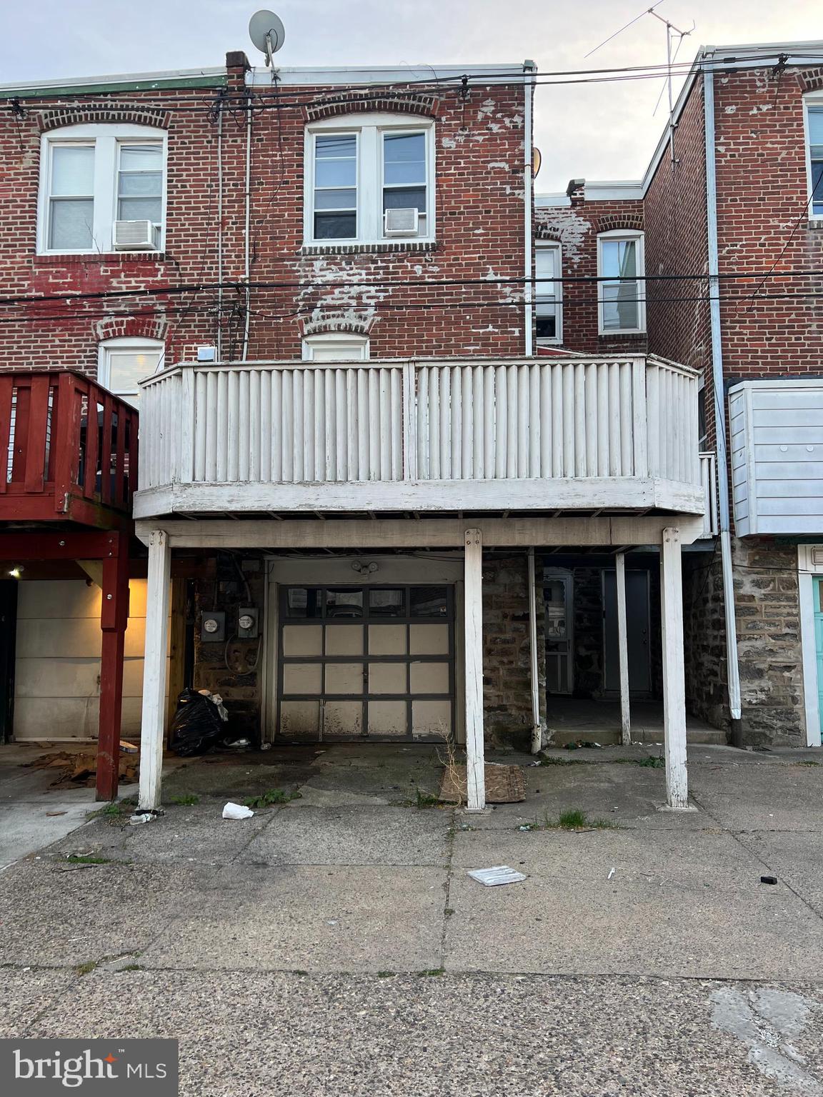 MAYFAIR (EAST) - Residential