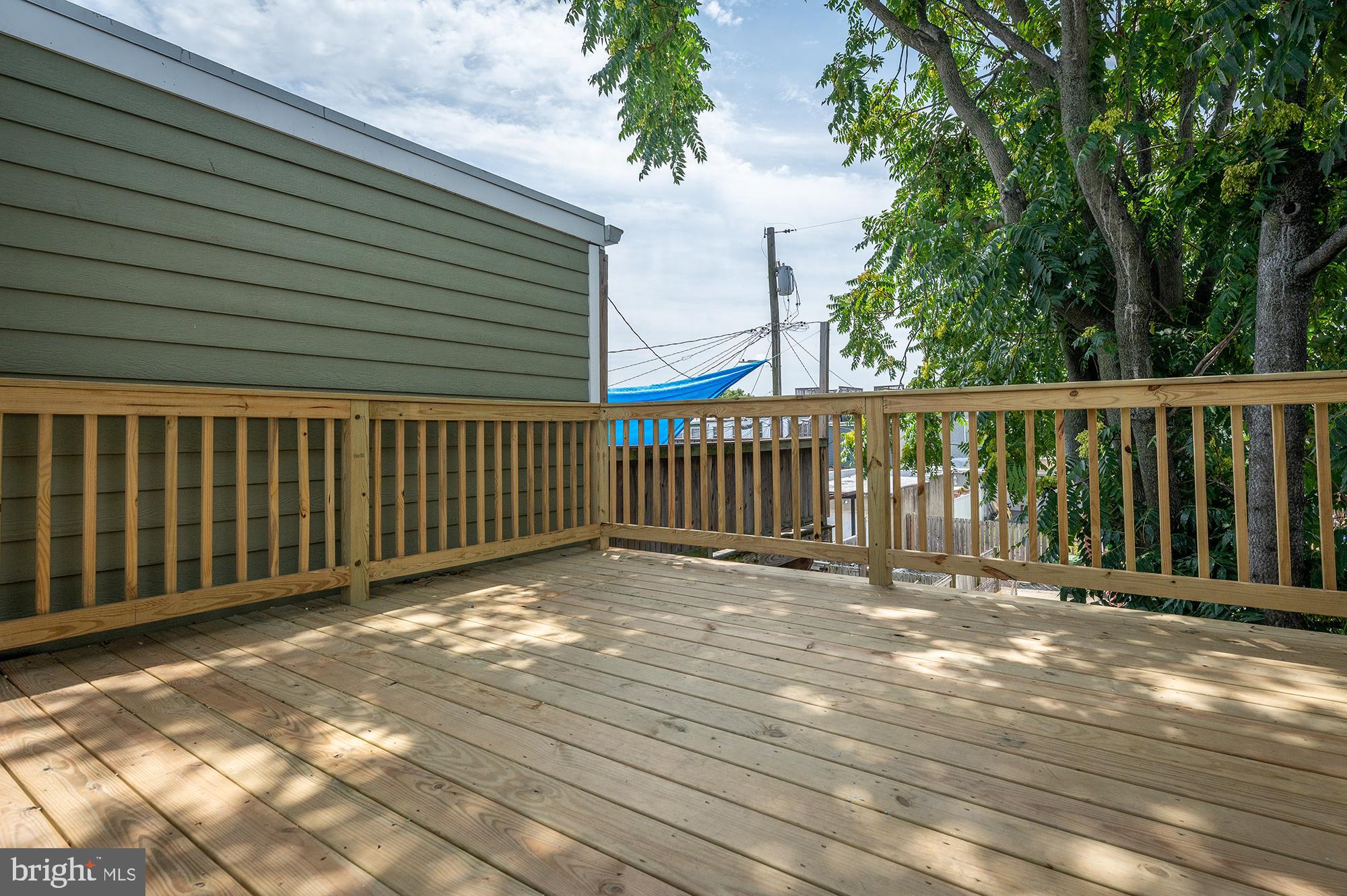 HIGHLANDTOWN - Residential