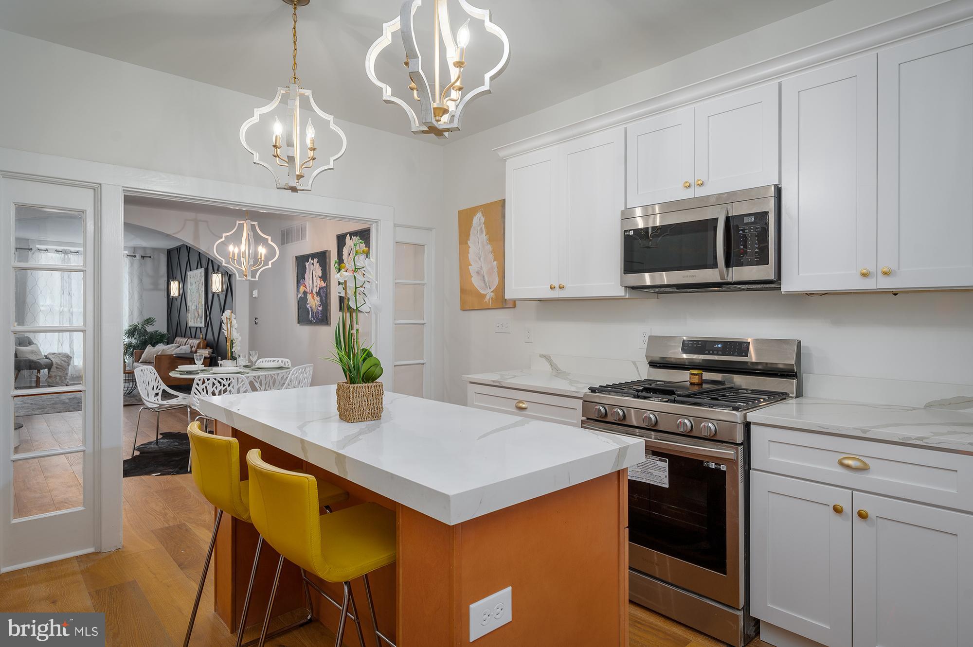 HIGHLANDTOWN - Residential