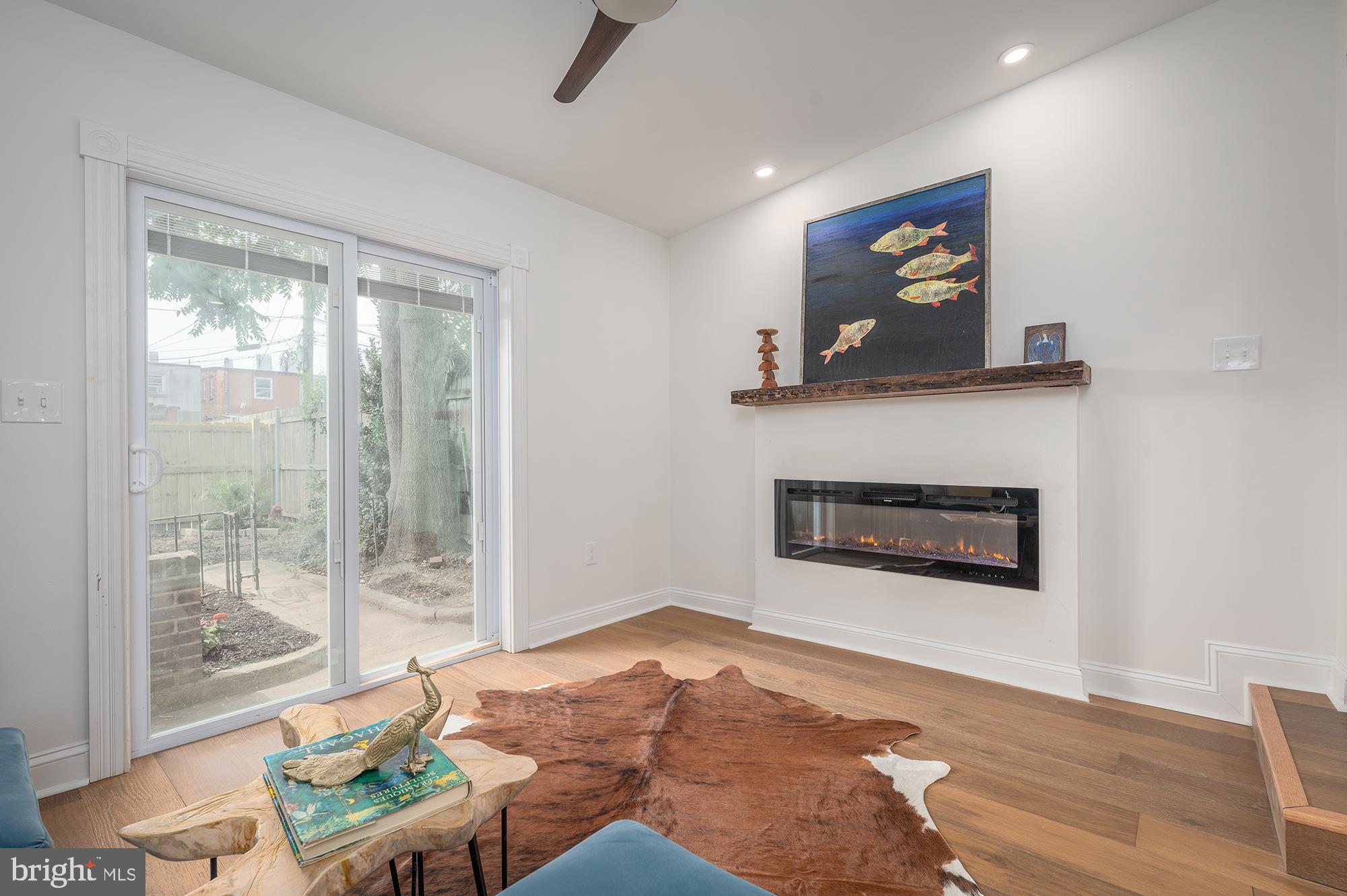 HIGHLANDTOWN - Residential