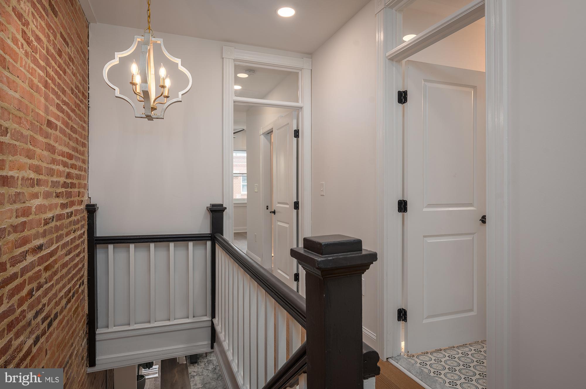 HIGHLANDTOWN - Residential