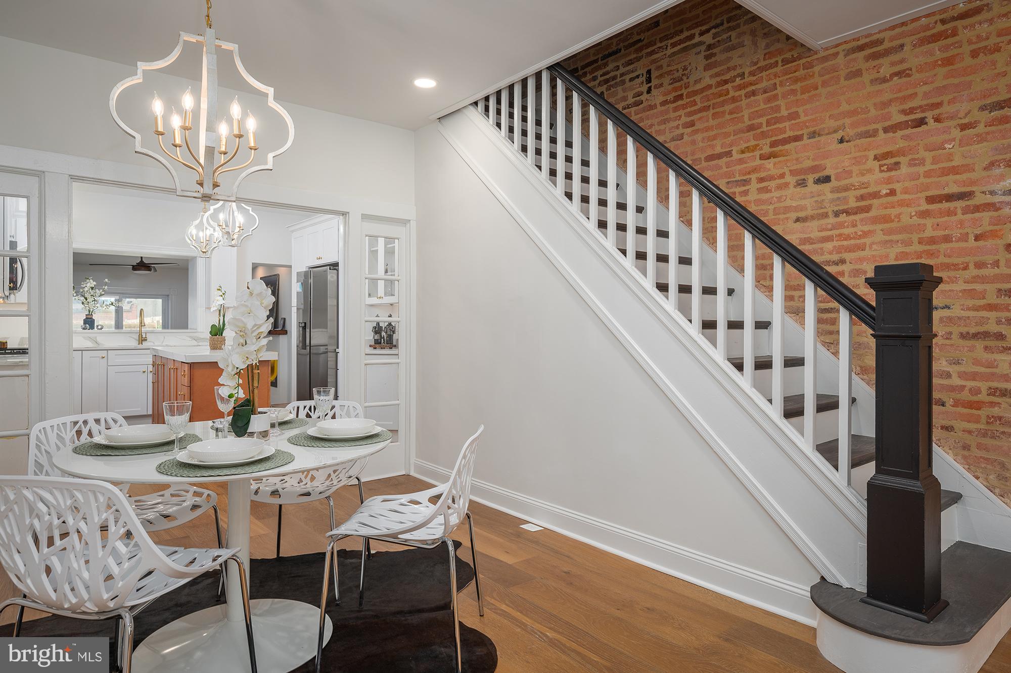 HIGHLANDTOWN - Residential