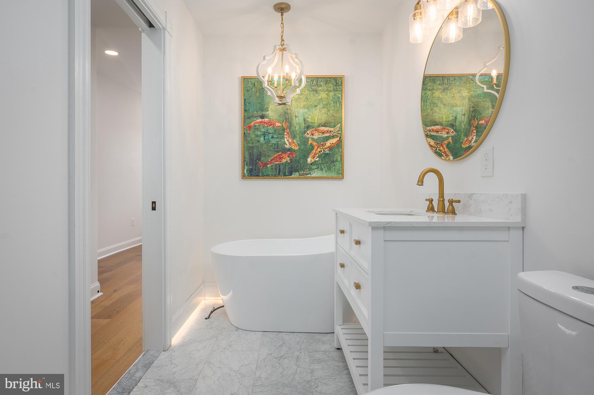 HIGHLANDTOWN - Residential