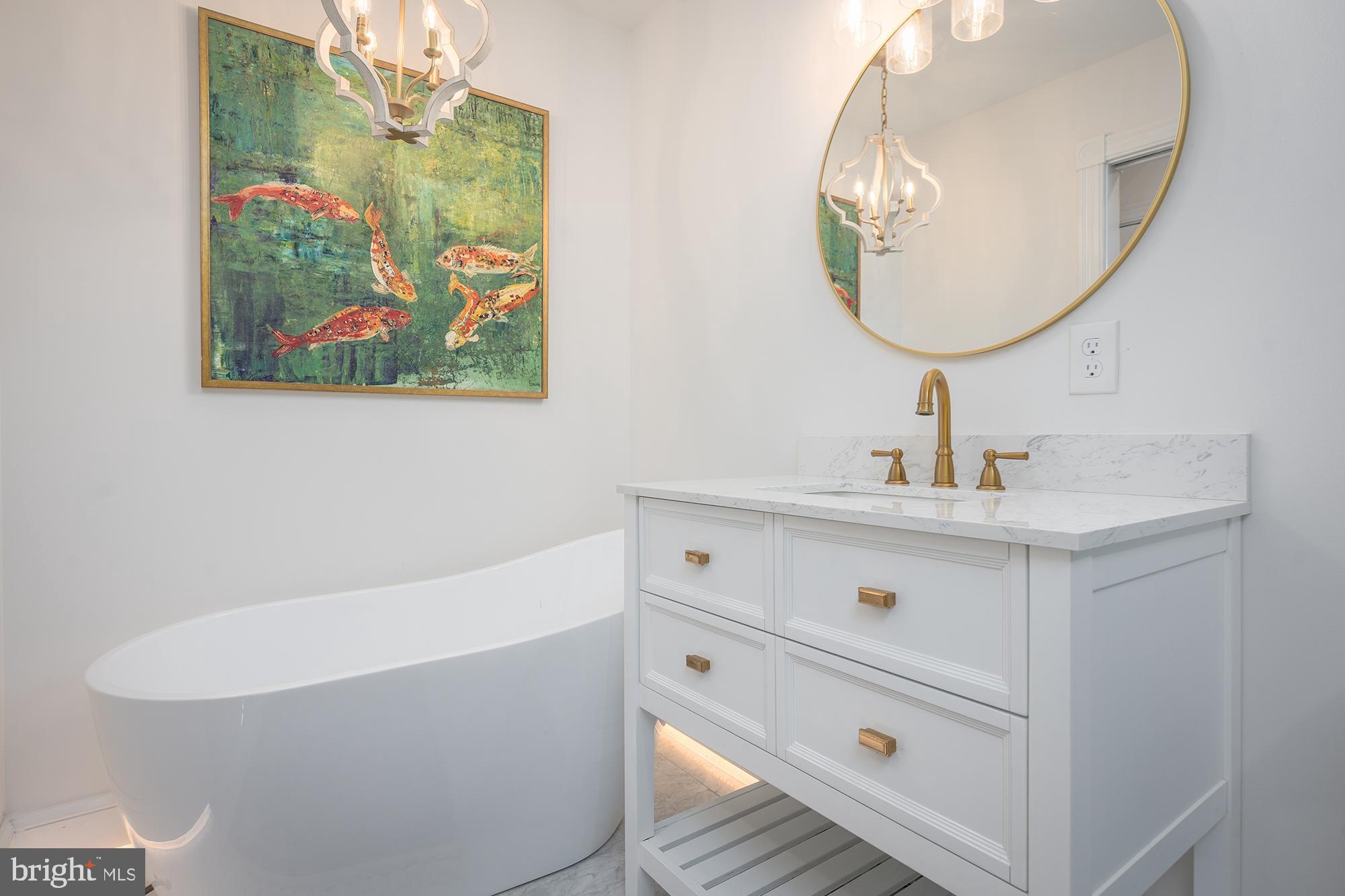 HIGHLANDTOWN - Residential