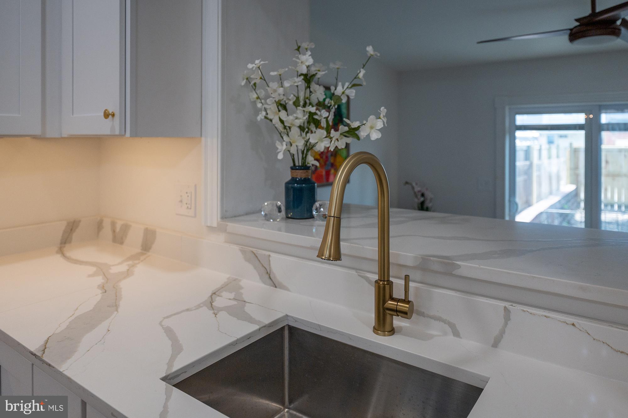 HIGHLANDTOWN - Residential