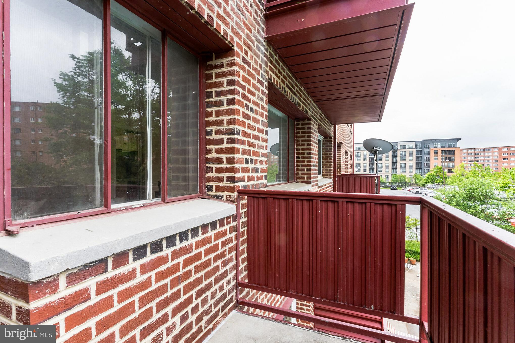 LANCASTER - Residential Lease