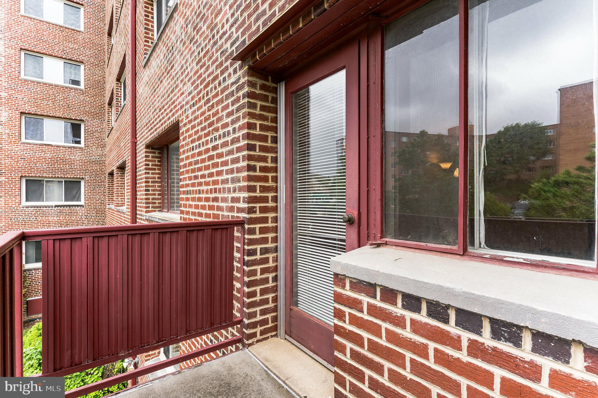 LANCASTER - Residential Lease