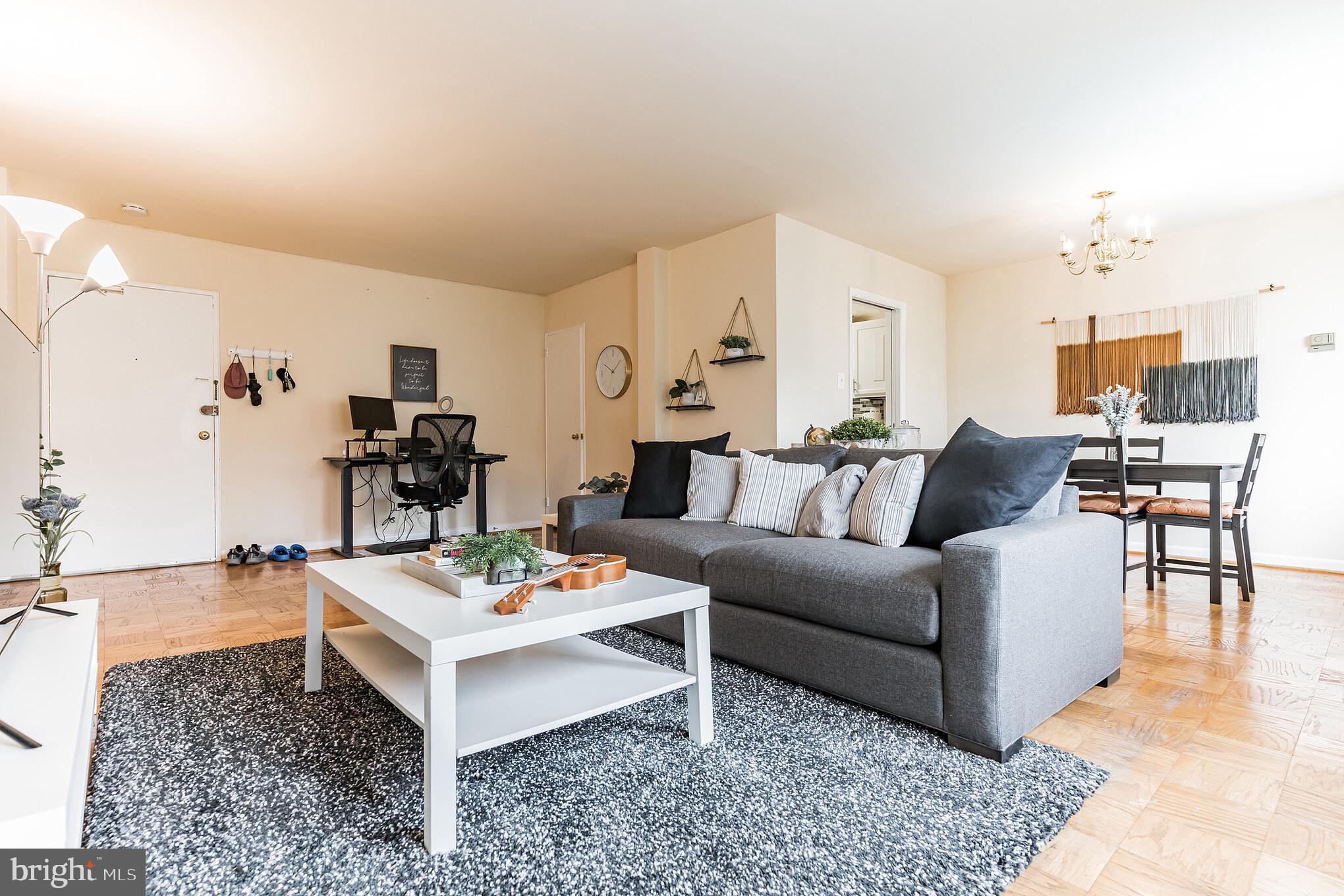 LANCASTER - Residential Lease