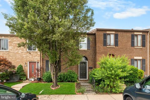 662 WEST SIDE DRIVE 1-H GAITHERSBURG MD 20878