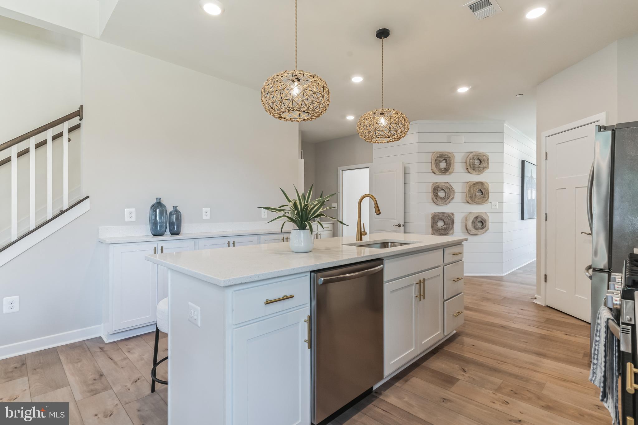 GILBERT MEADOWS - Residential