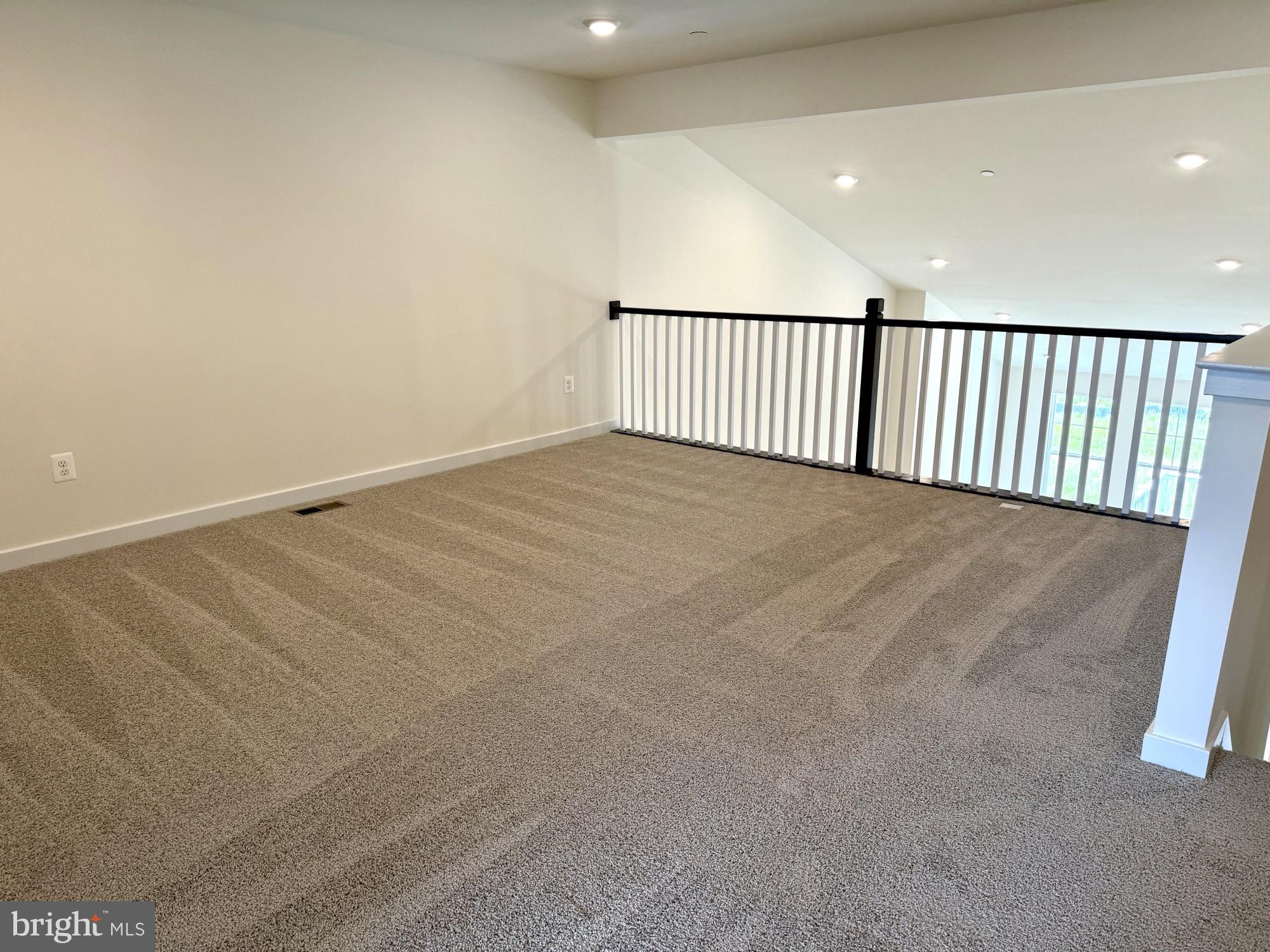 GILBERT MEADOWS - Residential