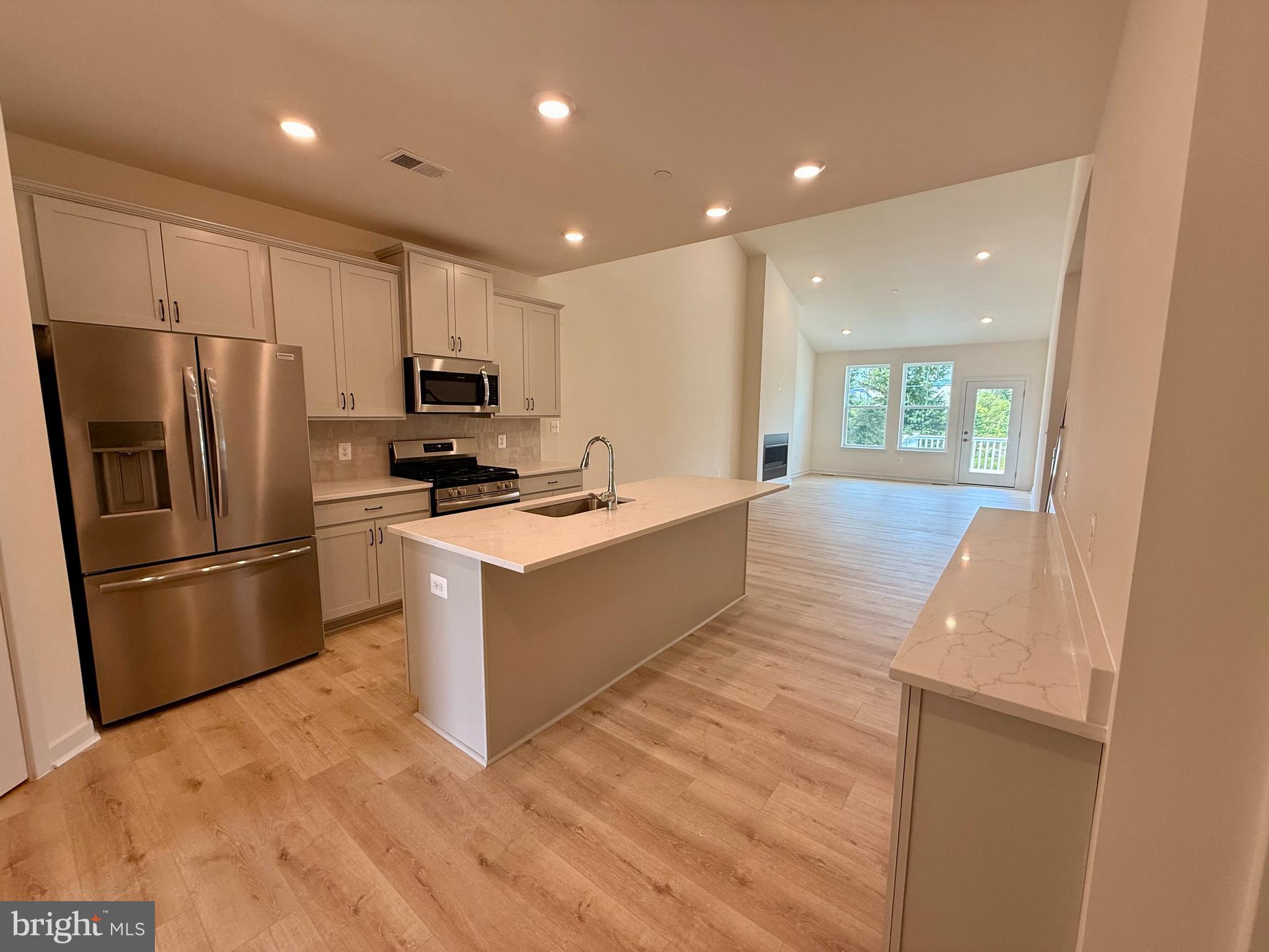 GILBERT MEADOWS - Residential