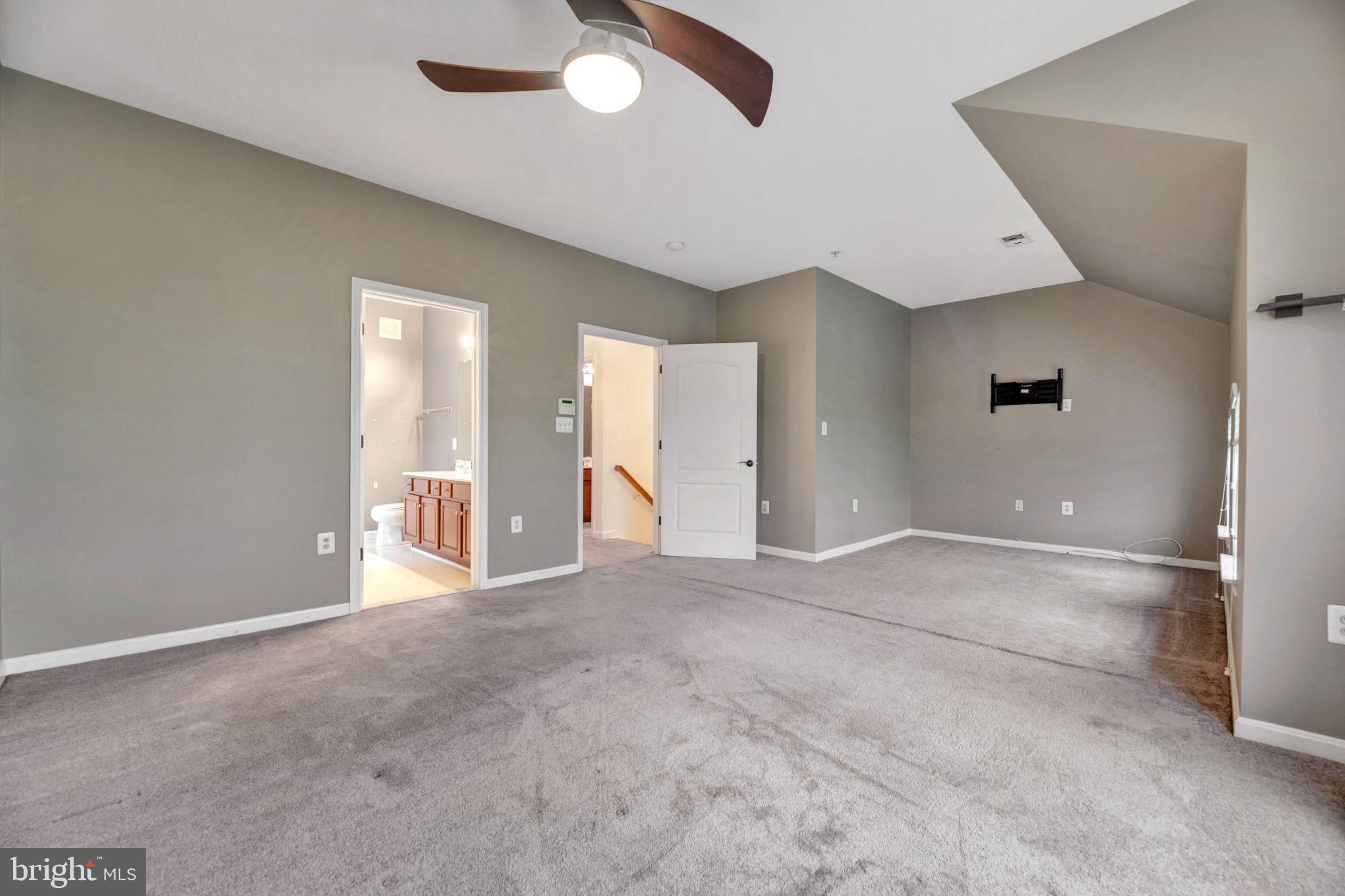 TOWN CENTER AT CAMP SPRINGS - Residential Lease