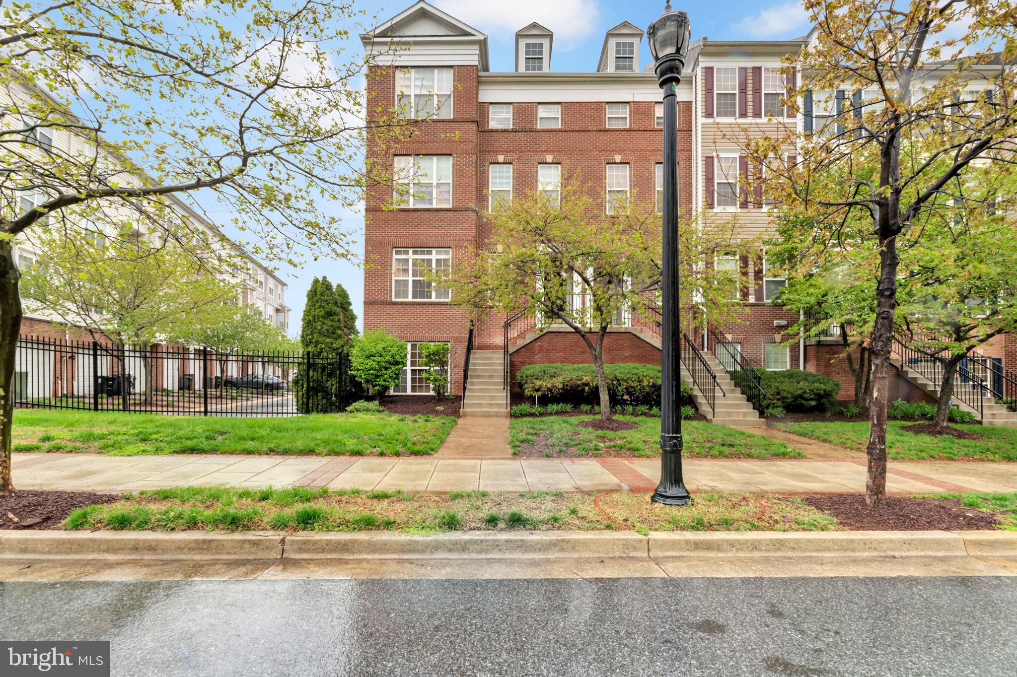 TOWN CENTER AT CAMP SPRINGS - Residential Lease