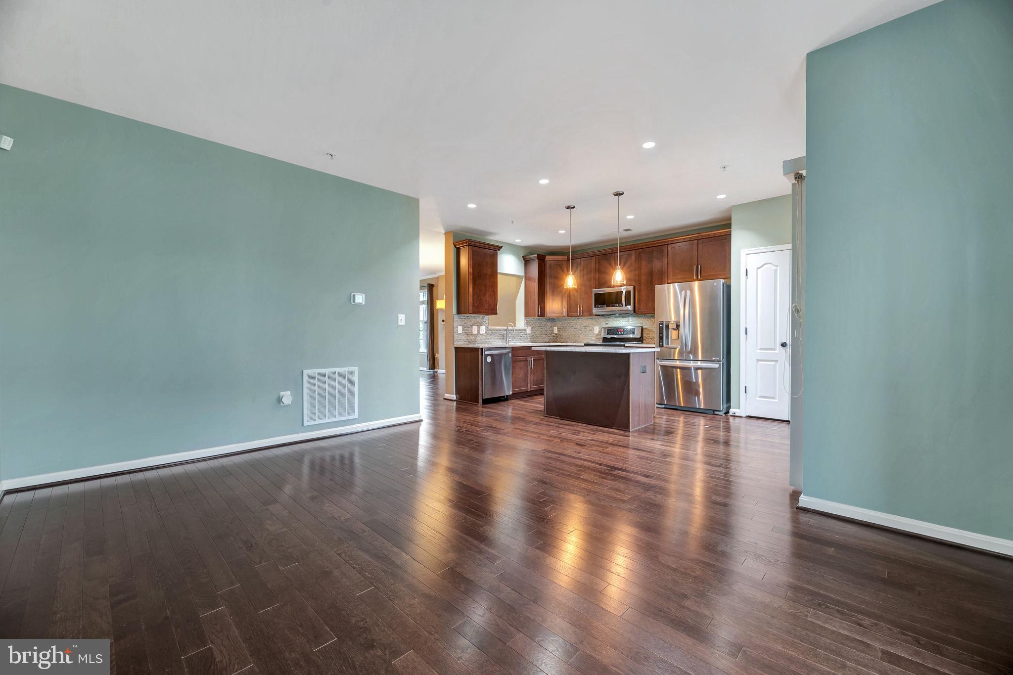 TOWN CENTER AT CAMP SPRINGS - Residential Lease