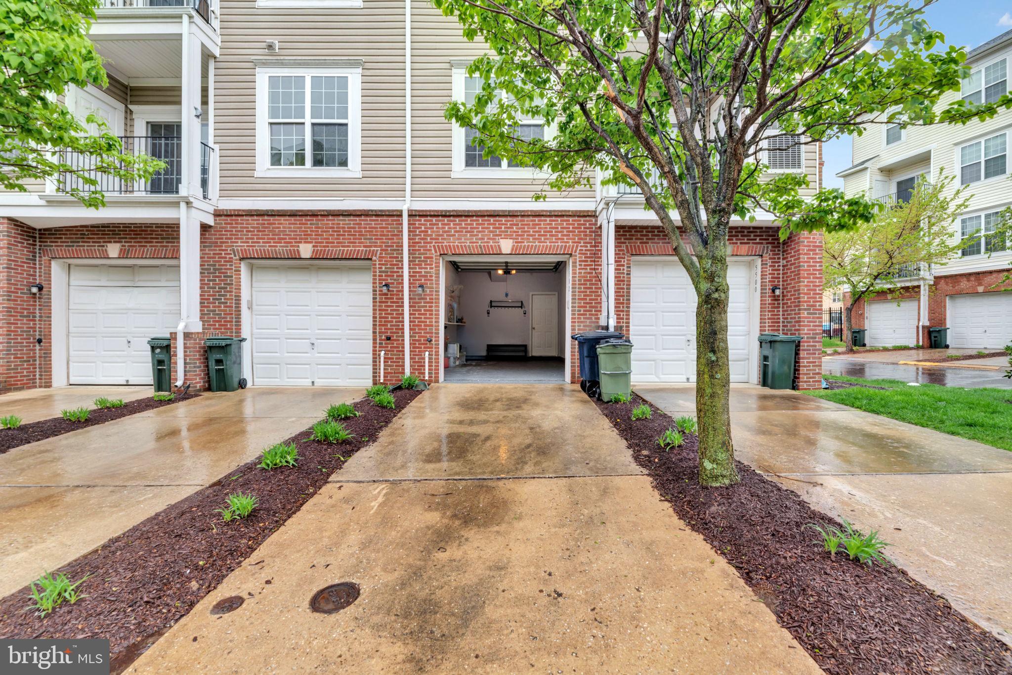 TOWN CENTER AT CAMP SPRINGS - Residential Lease