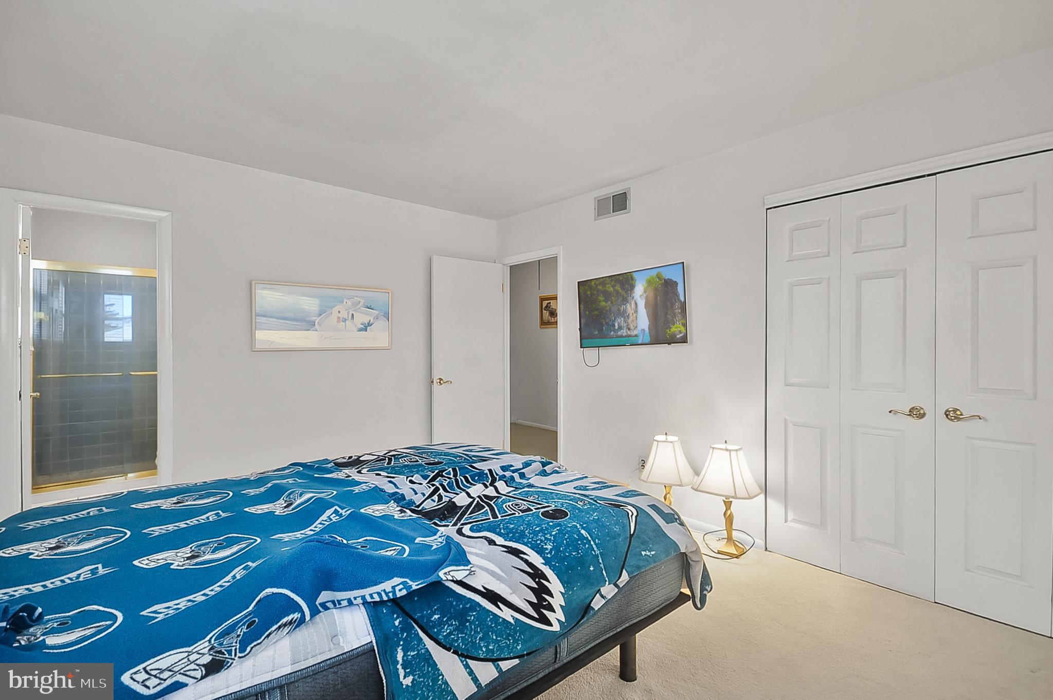 BURGUNDY HILLS - Residential