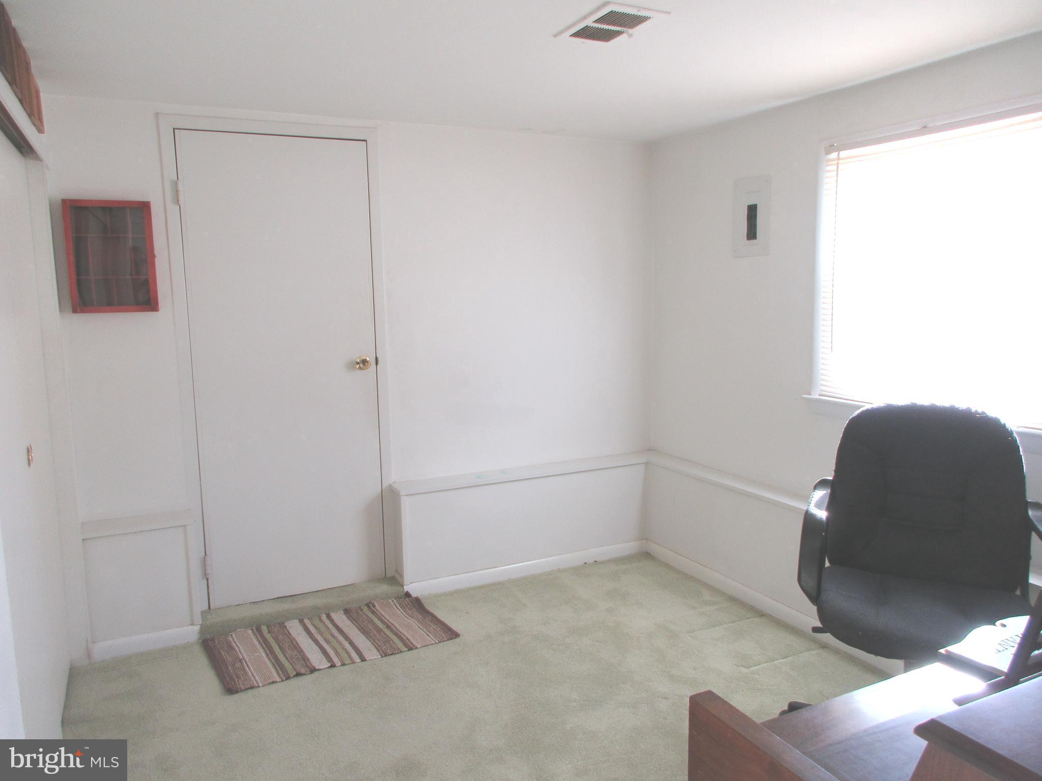 BURGUNDY HILLS - Residential