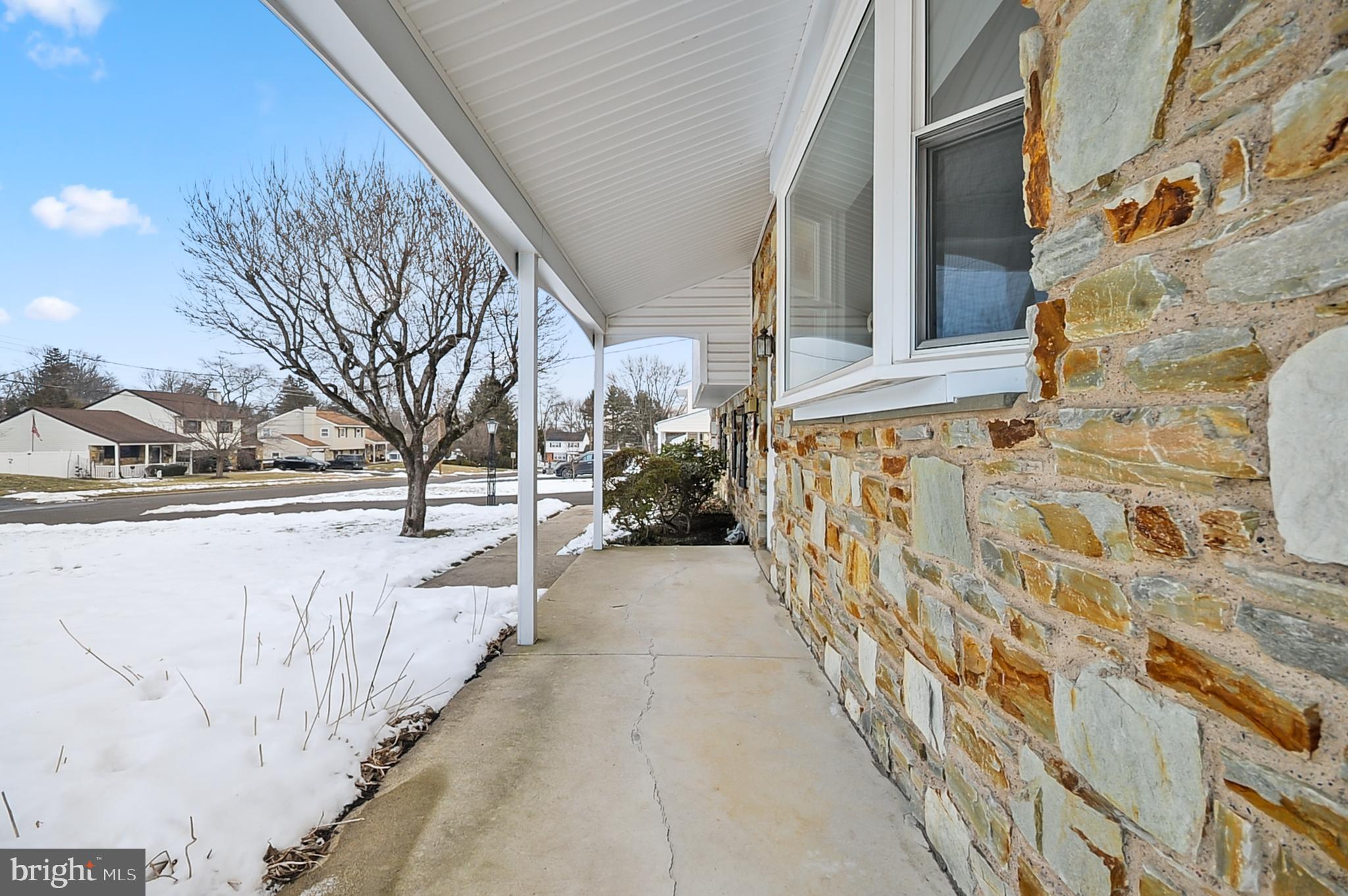 BURGUNDY HILLS - Residential