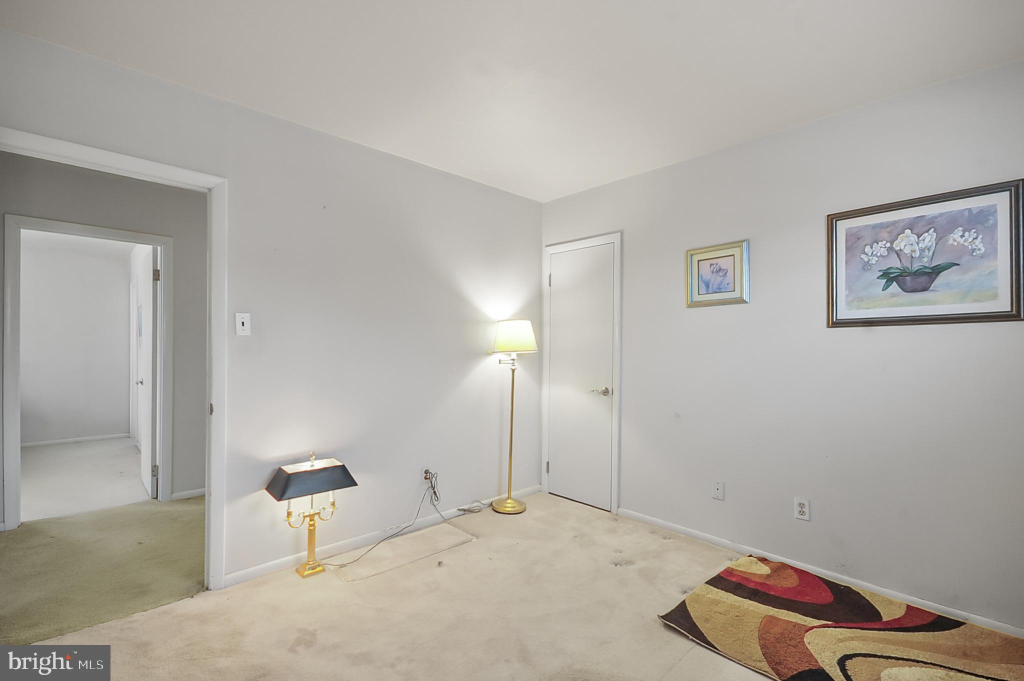 BURGUNDY HILLS - Residential