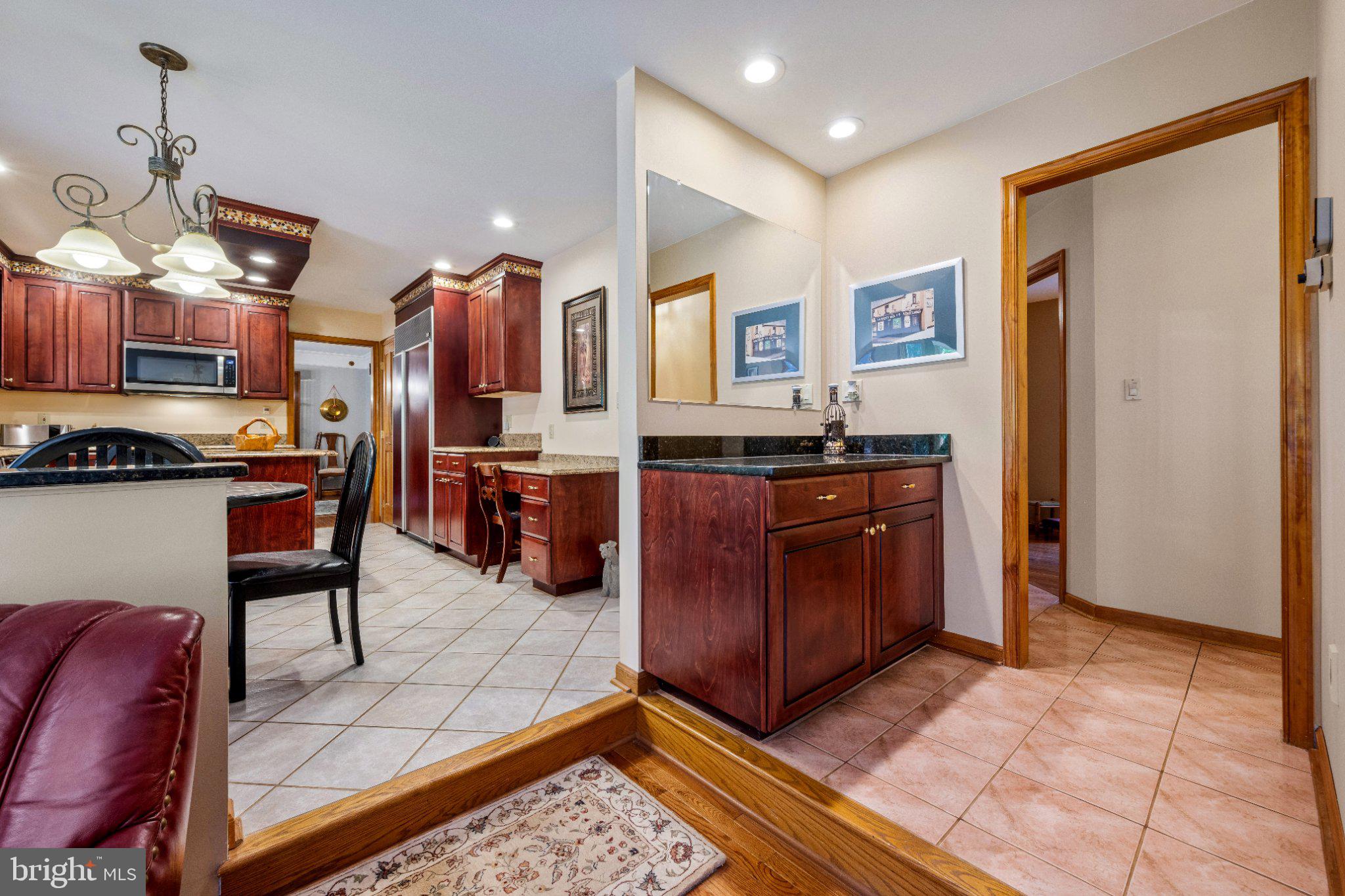 KINGSVILLE - Residential