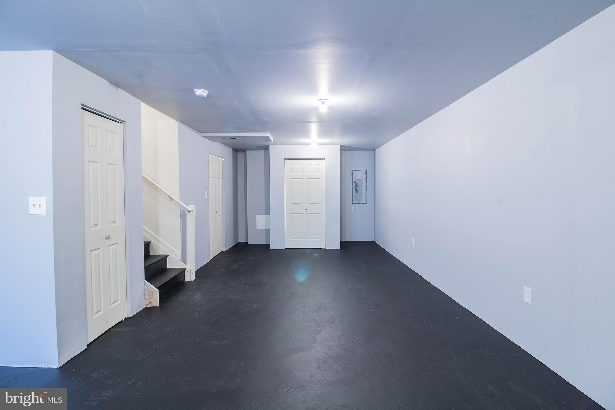 WOODLAND MANOR - Residential