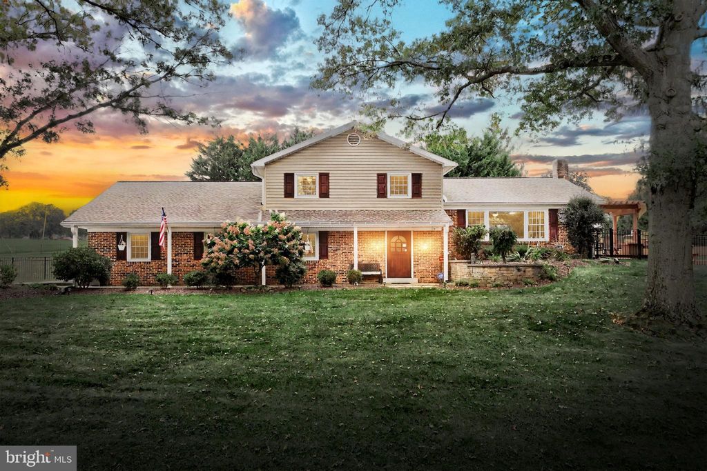 Photo of 420 Greenway Drive, RED LION, PA 17356 (MLS # PAYK2090086)