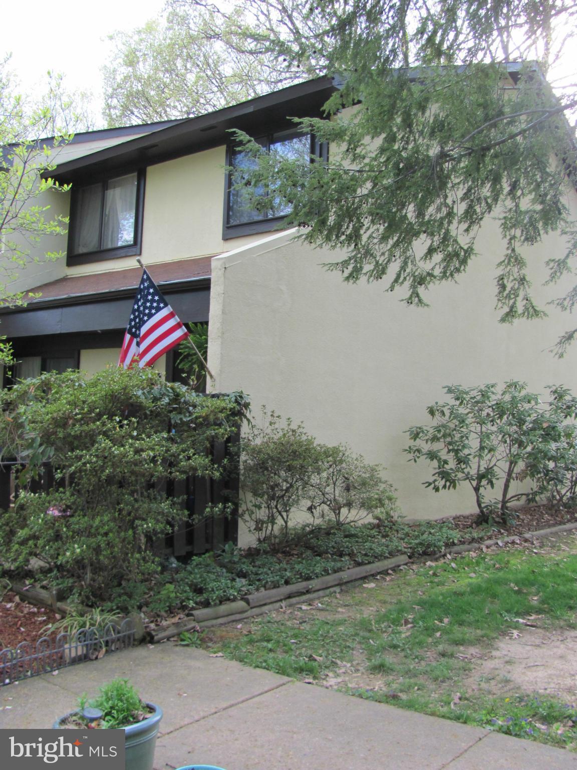 RESTON - Residential Lease