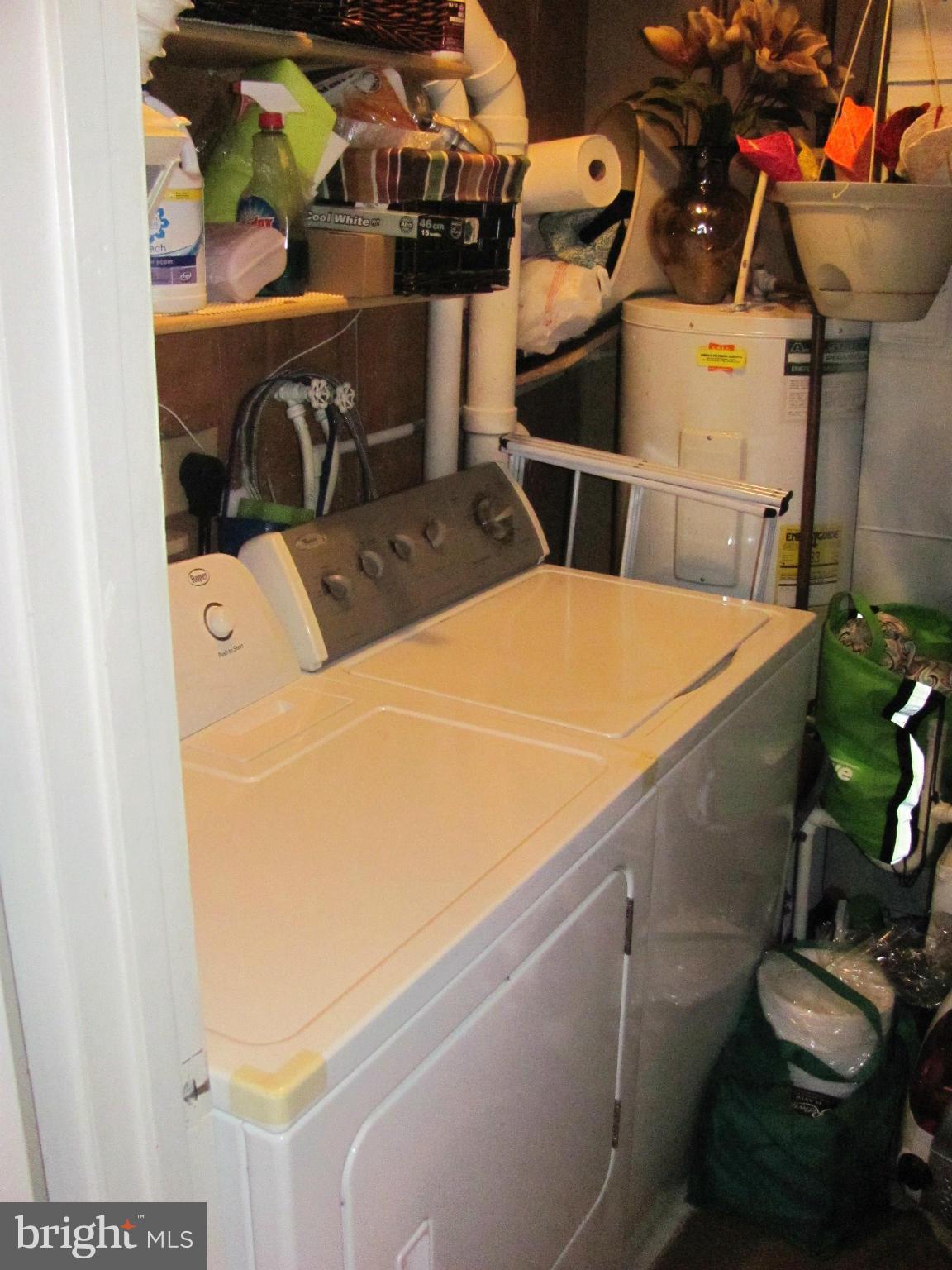 RESTON - Residential Lease