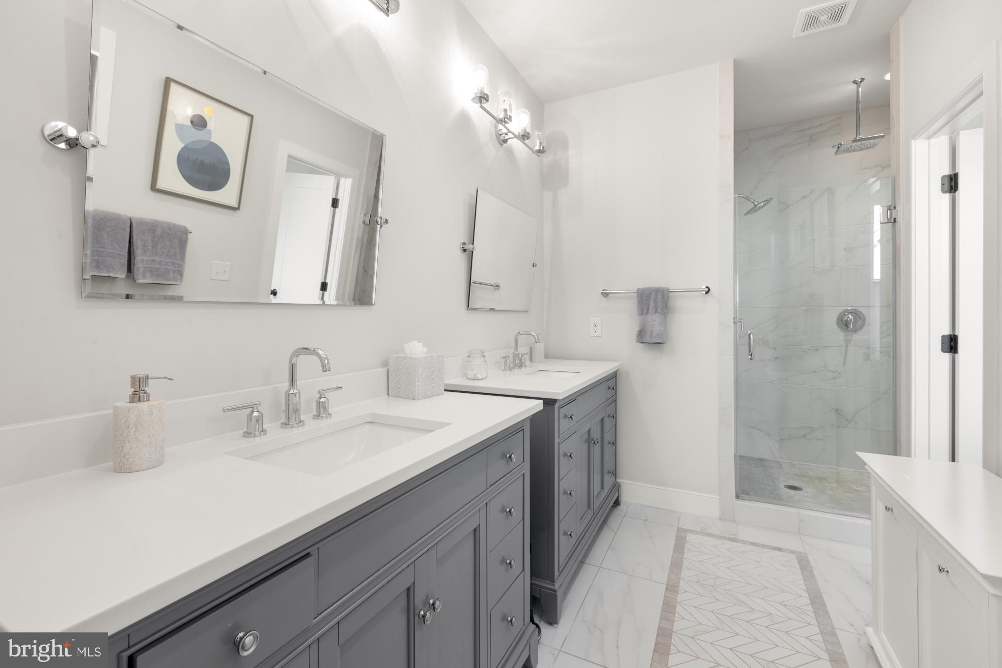 HISTORIC OLD TOWN - Residential