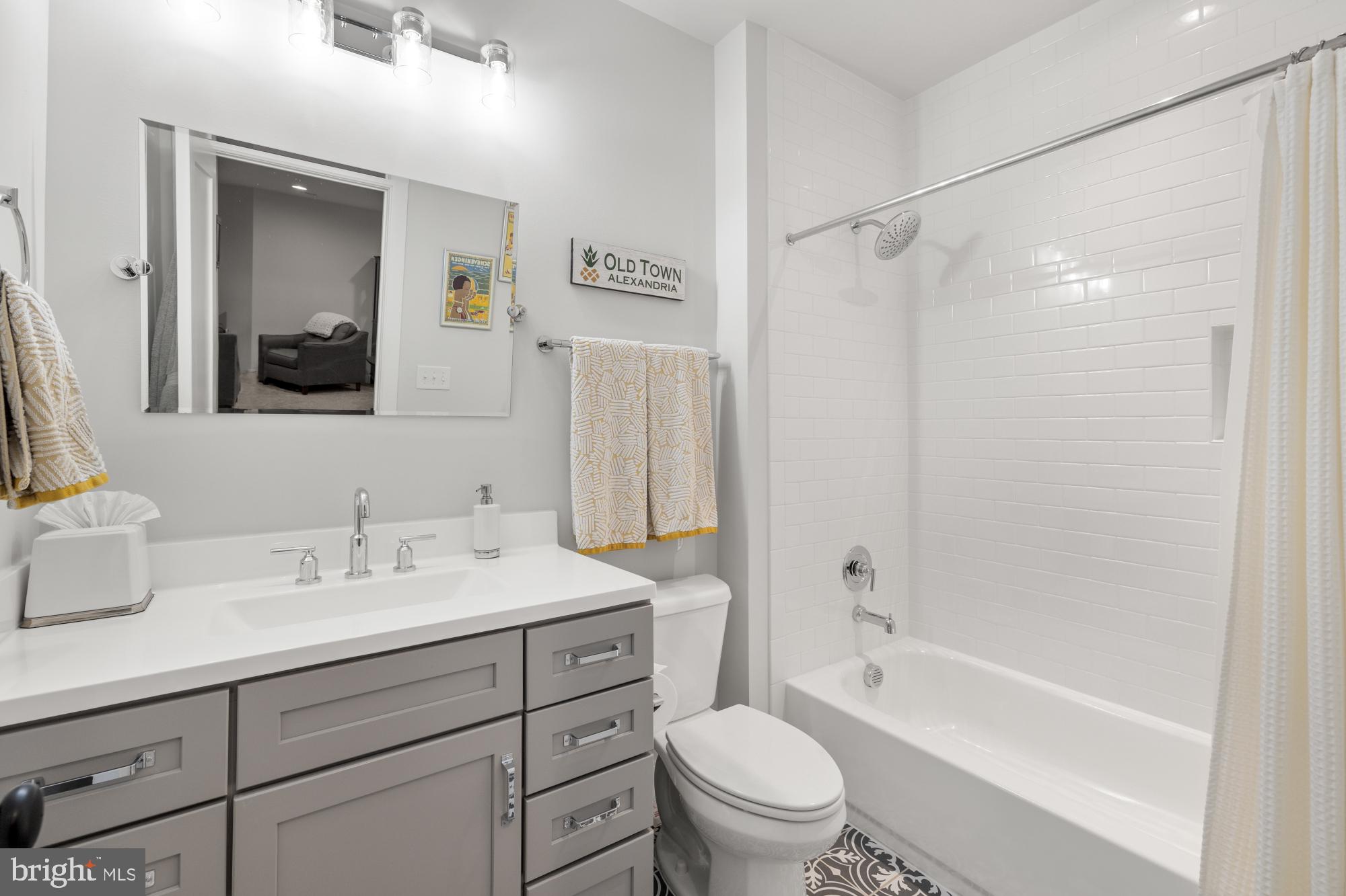 HISTORIC OLD TOWN - Residential