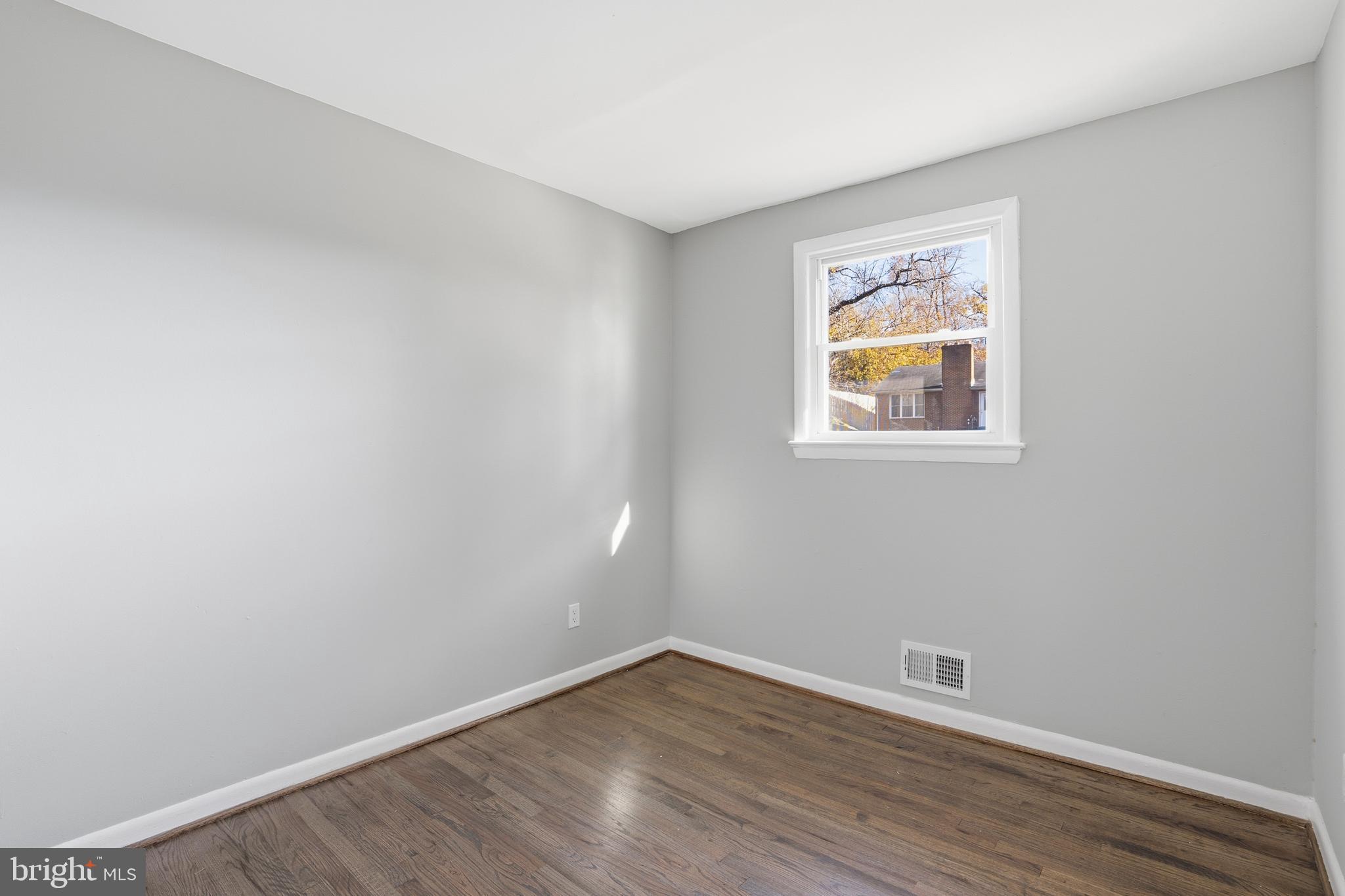 BARNABY VILLAGE - Residential