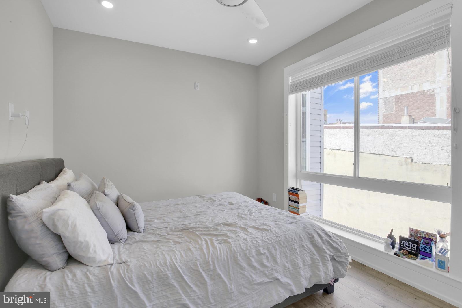 PHILADELPHIA (NORTH) - Residential Lease