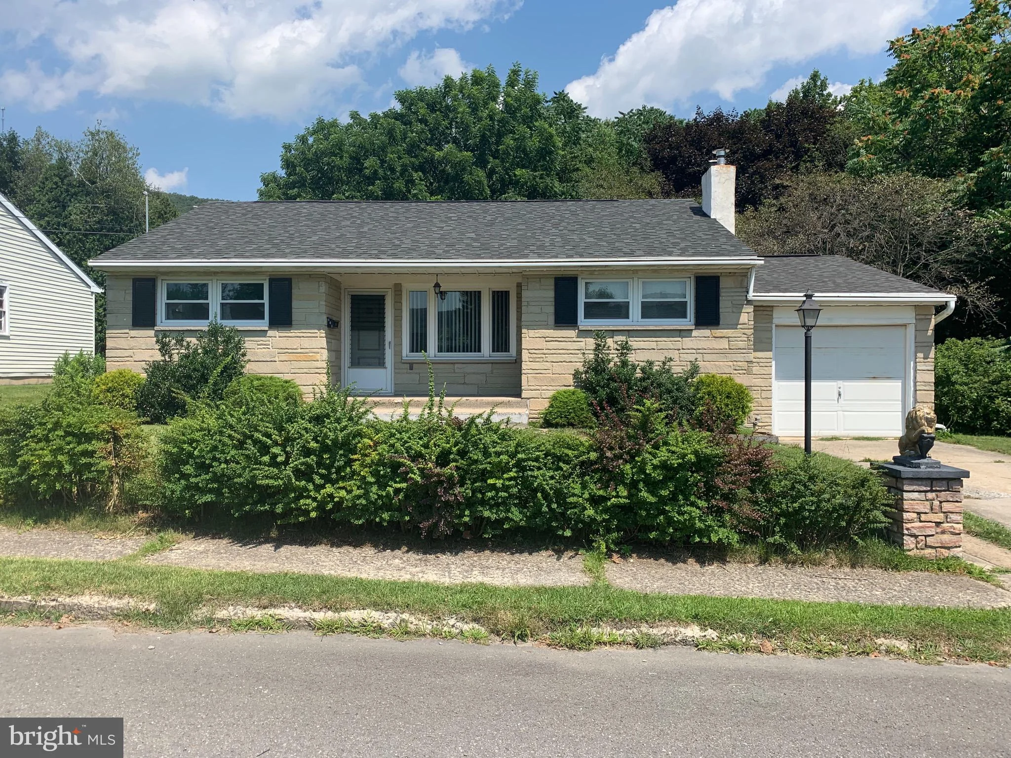 401 W Elm Street, Tamaqua, PA 18252