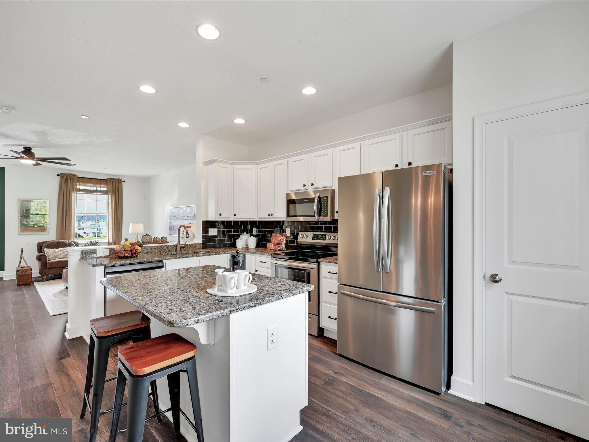 HOMESTEAD ACRES - Residential