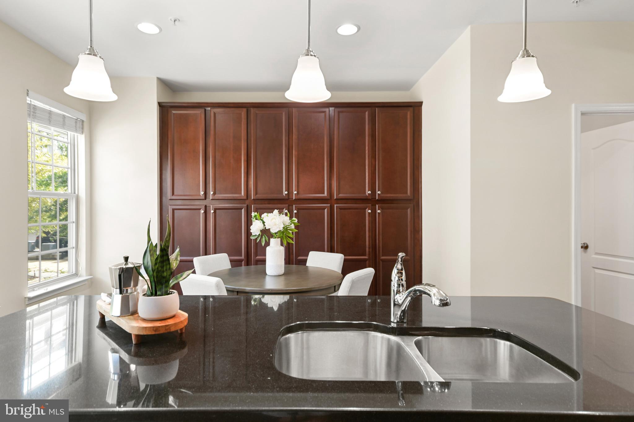 POTOMAC OVERLOOK CONDO - Residential