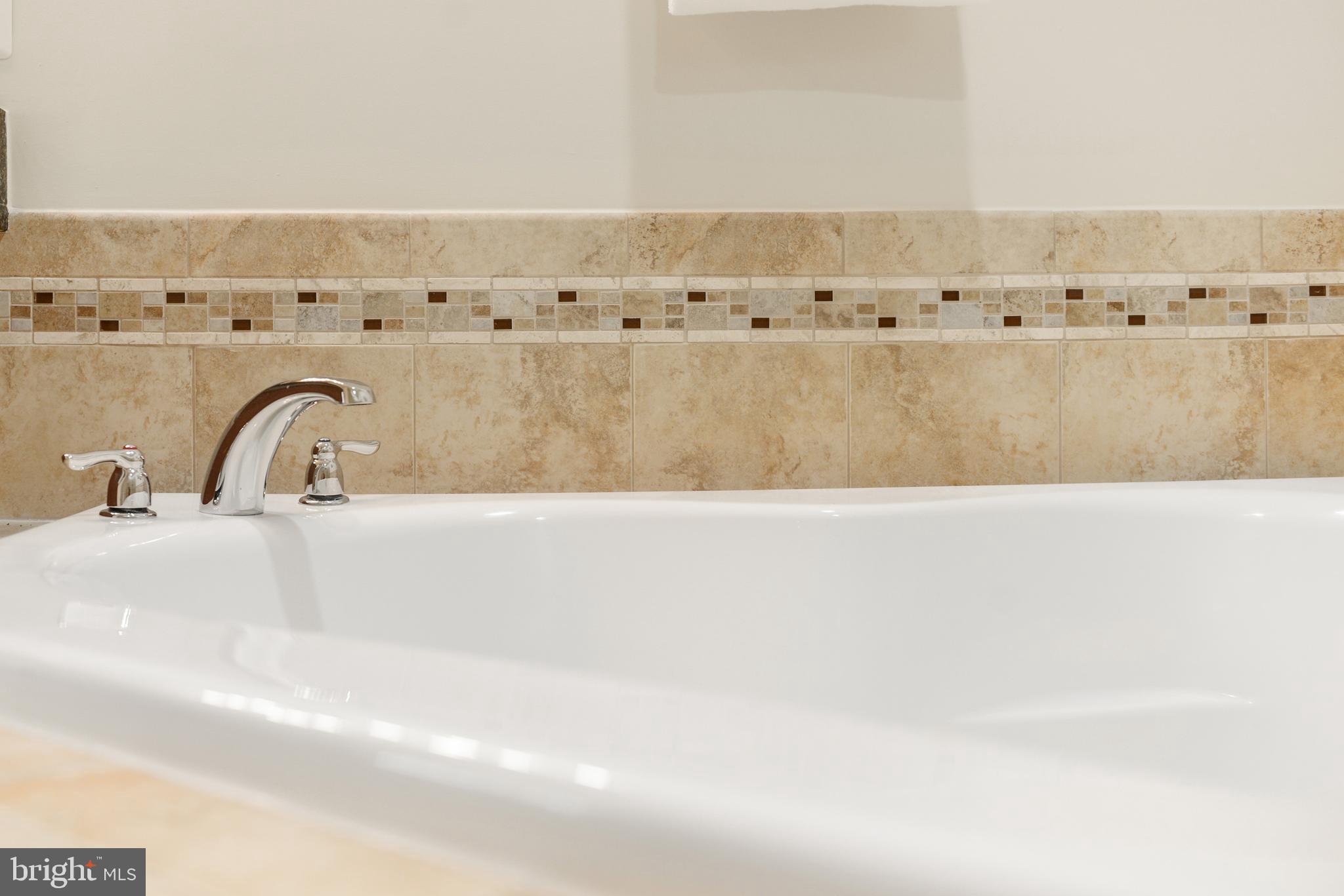 POTOMAC OVERLOOK CONDO - Residential