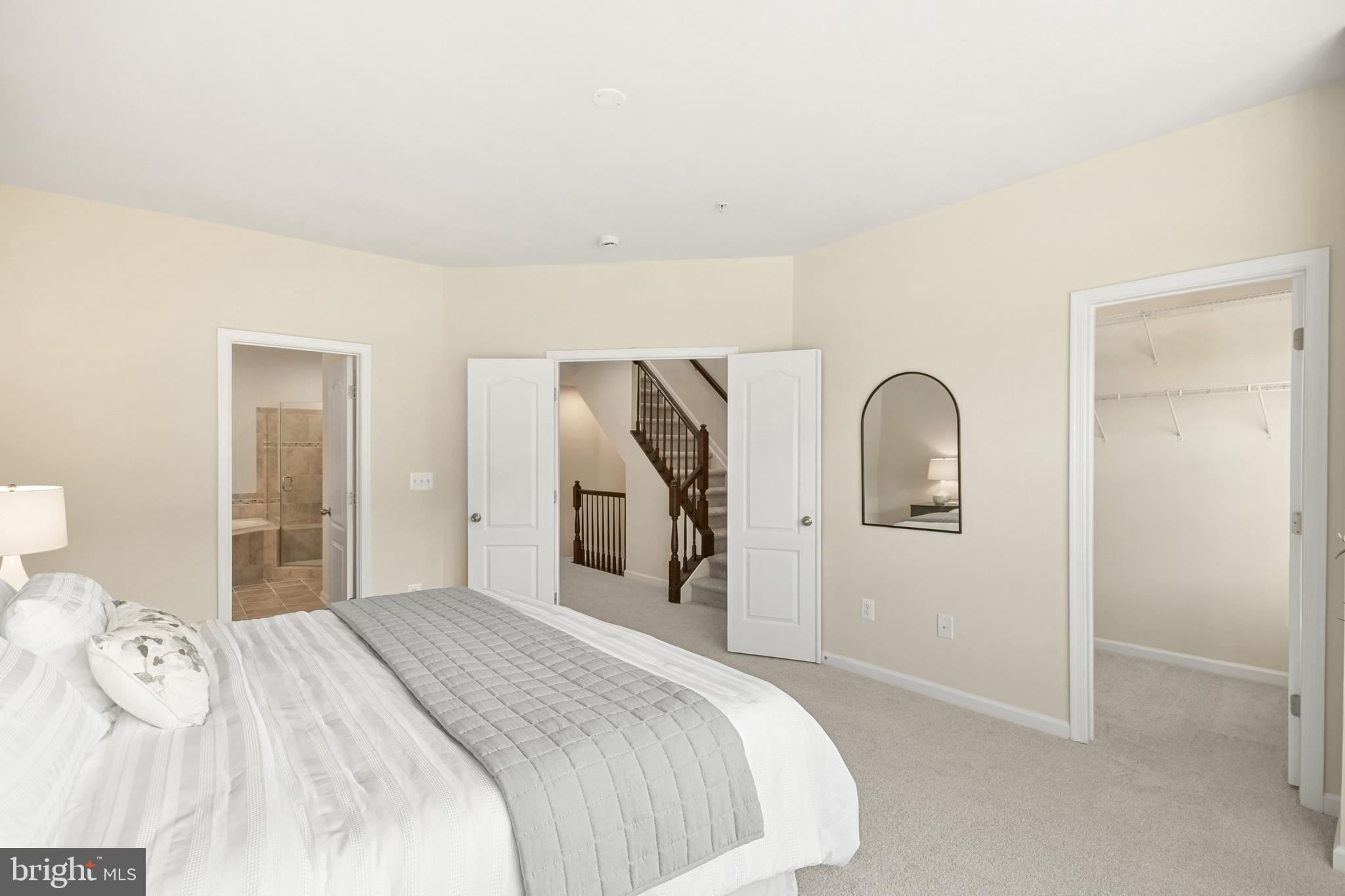 POTOMAC OVERLOOK CONDO - Residential