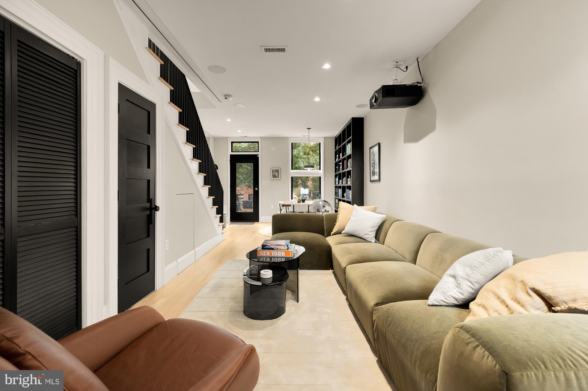 1411 5TH STREET NW