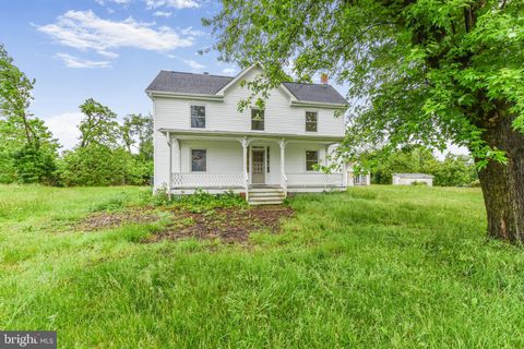 151 CONCERT LANE BERRYVILLE VA 22611