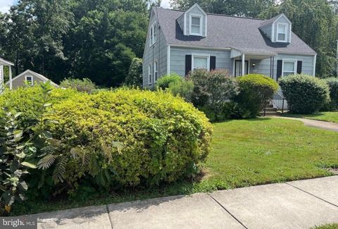 4023 WOODLAND DRIVE FAIRFAX VA 22030