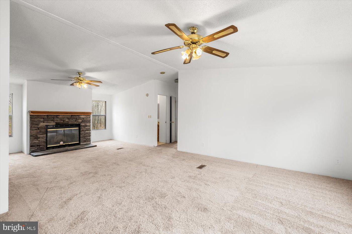 WINDY PINES - Residential