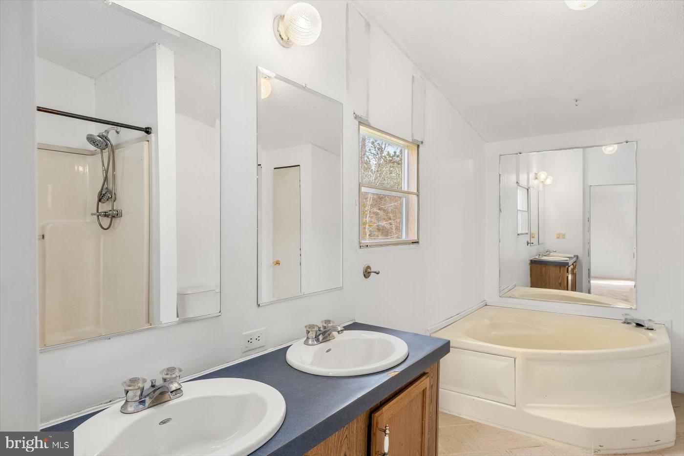 WINDY PINES - Residential