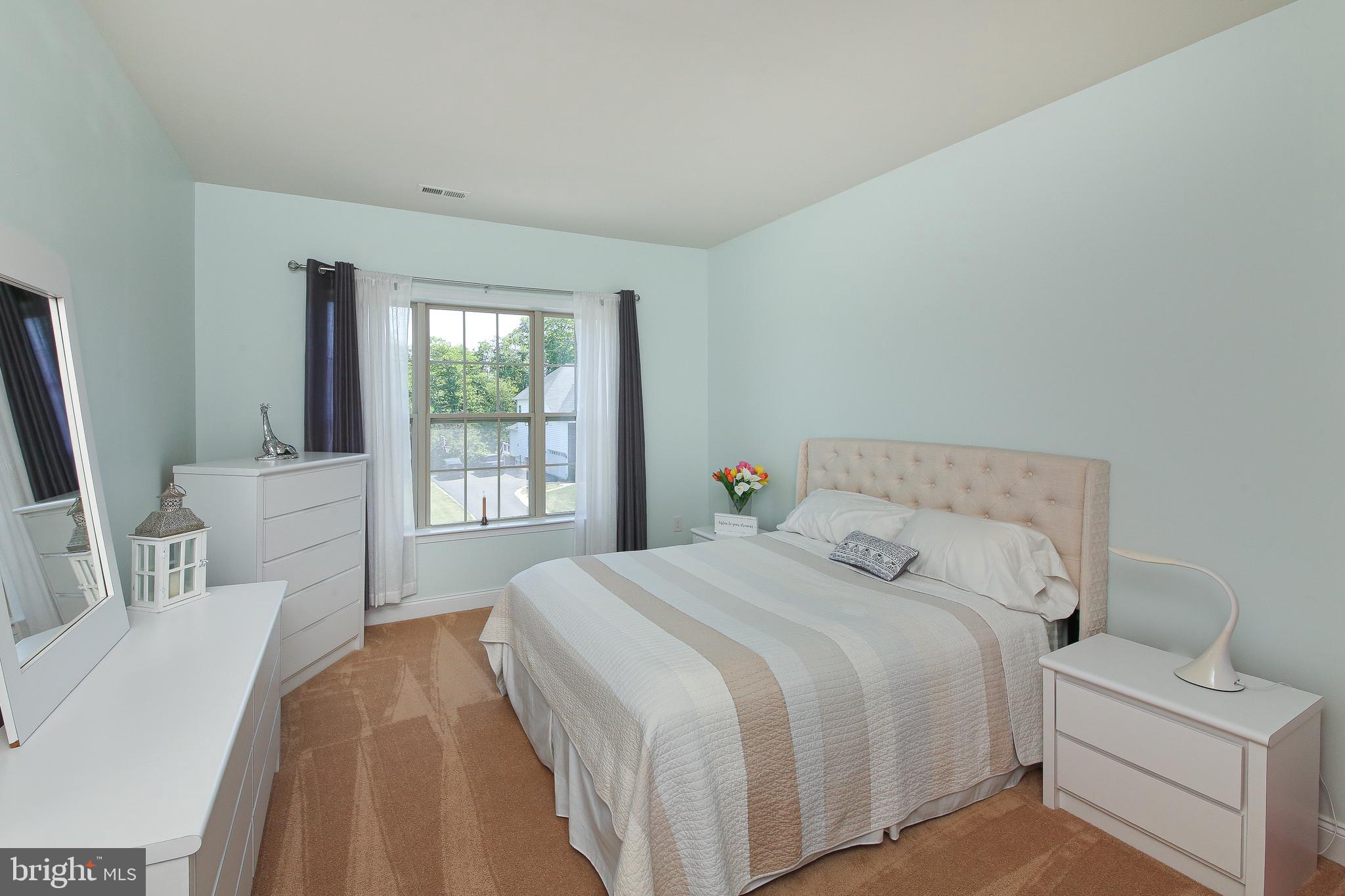 WARRINGTON GLEN - Residential