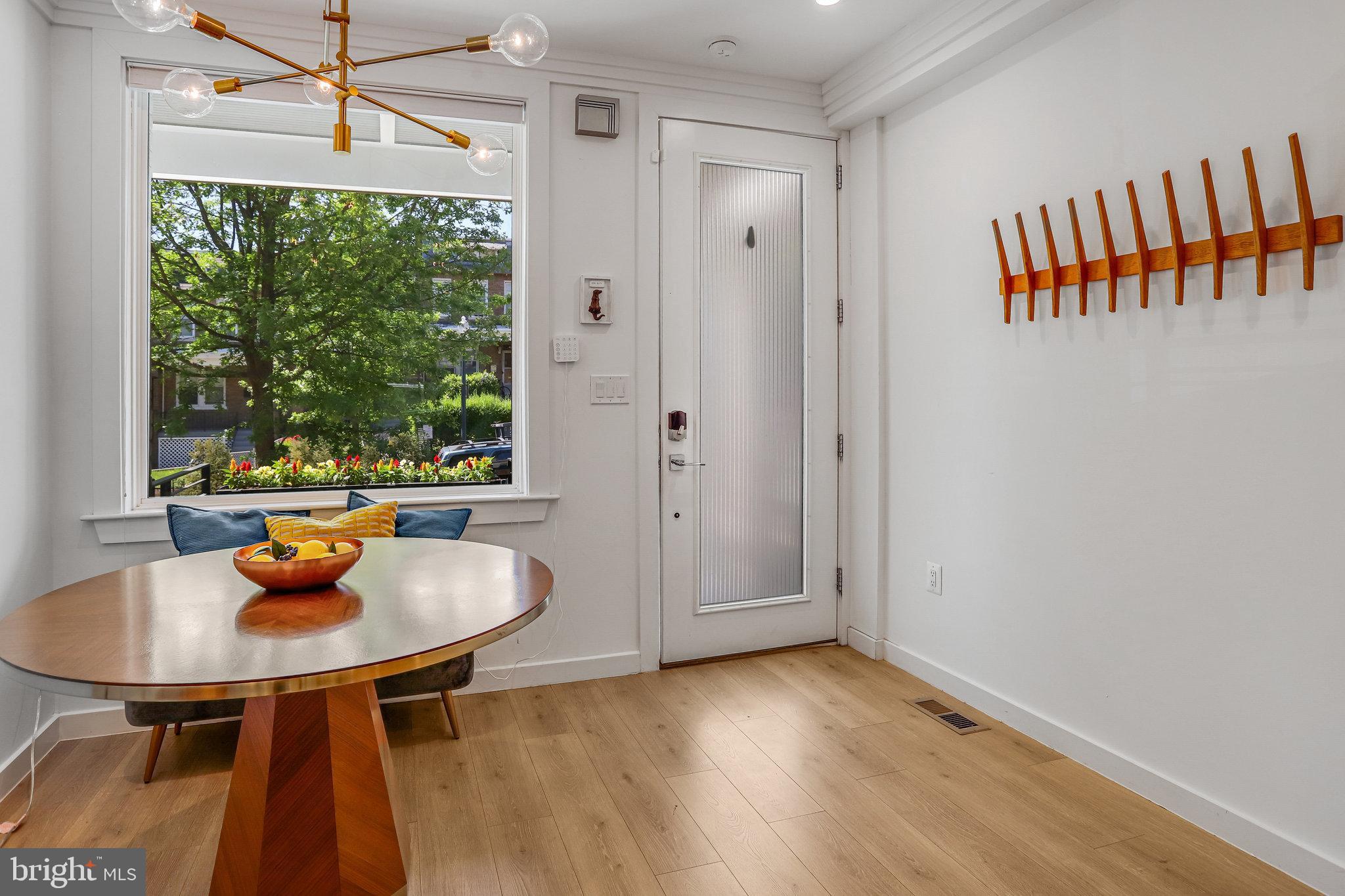 308 U STREET NE 1