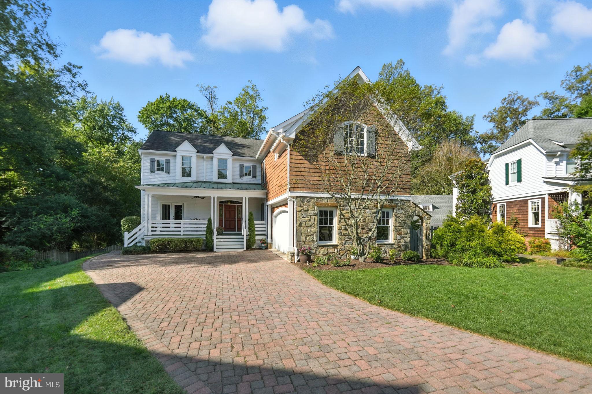 201 PRESCOTT CIRCLE SE