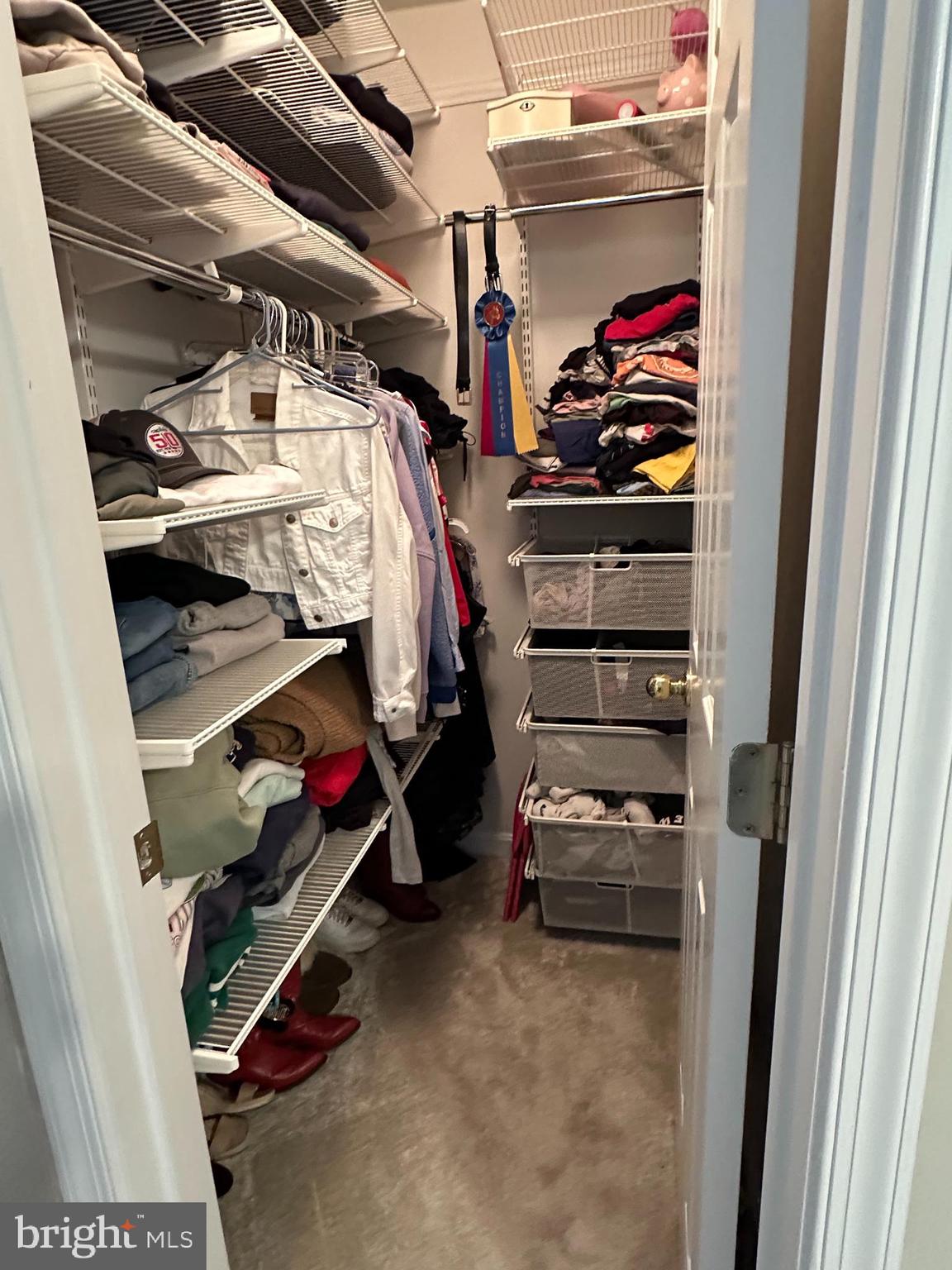 AYR HILL - Residential