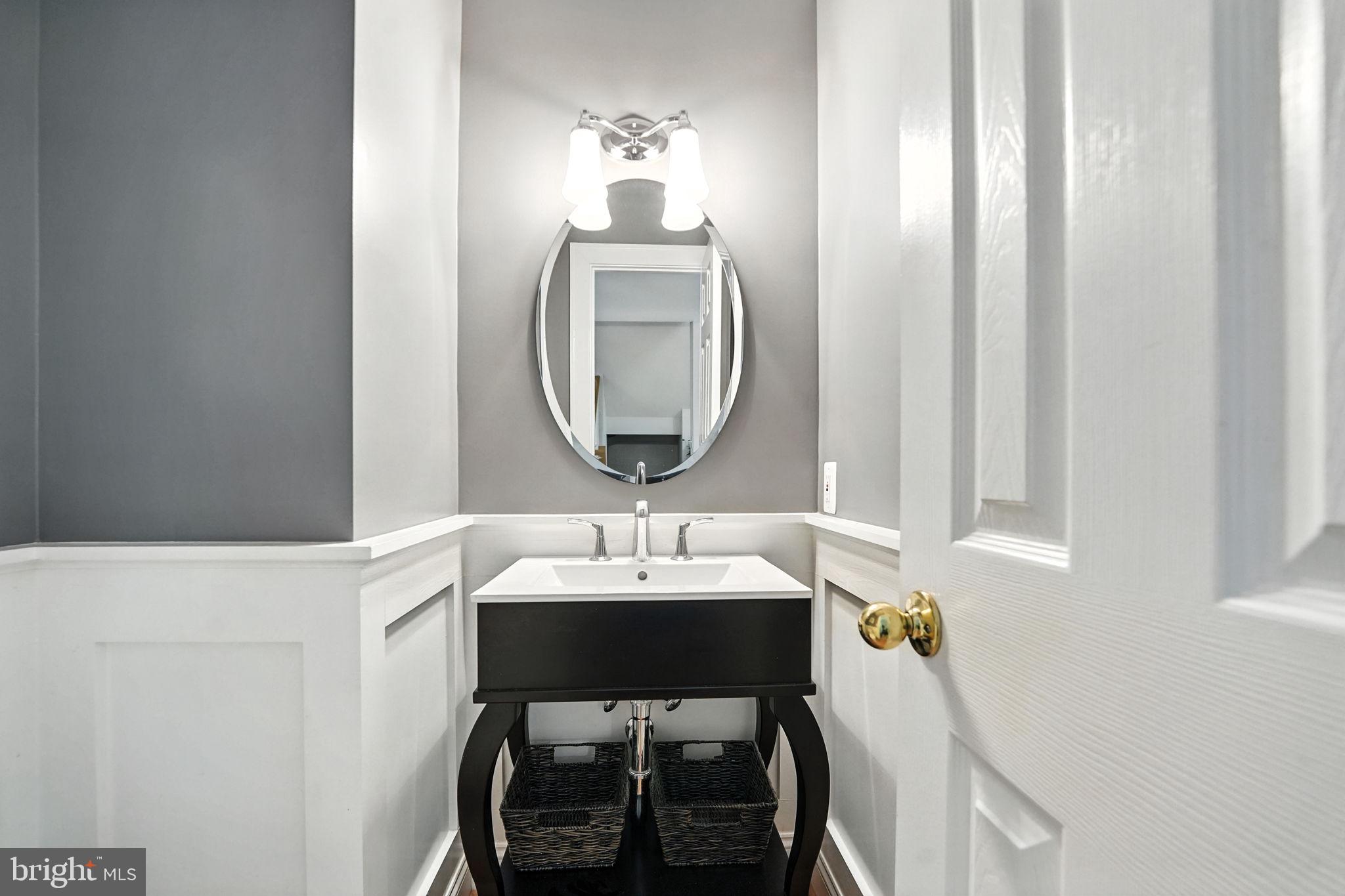 AYR HILL - Residential